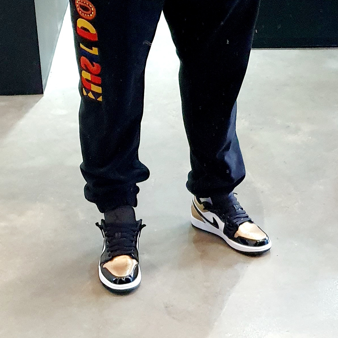 Jordan 1 Low Gold Toe 착용 스타일