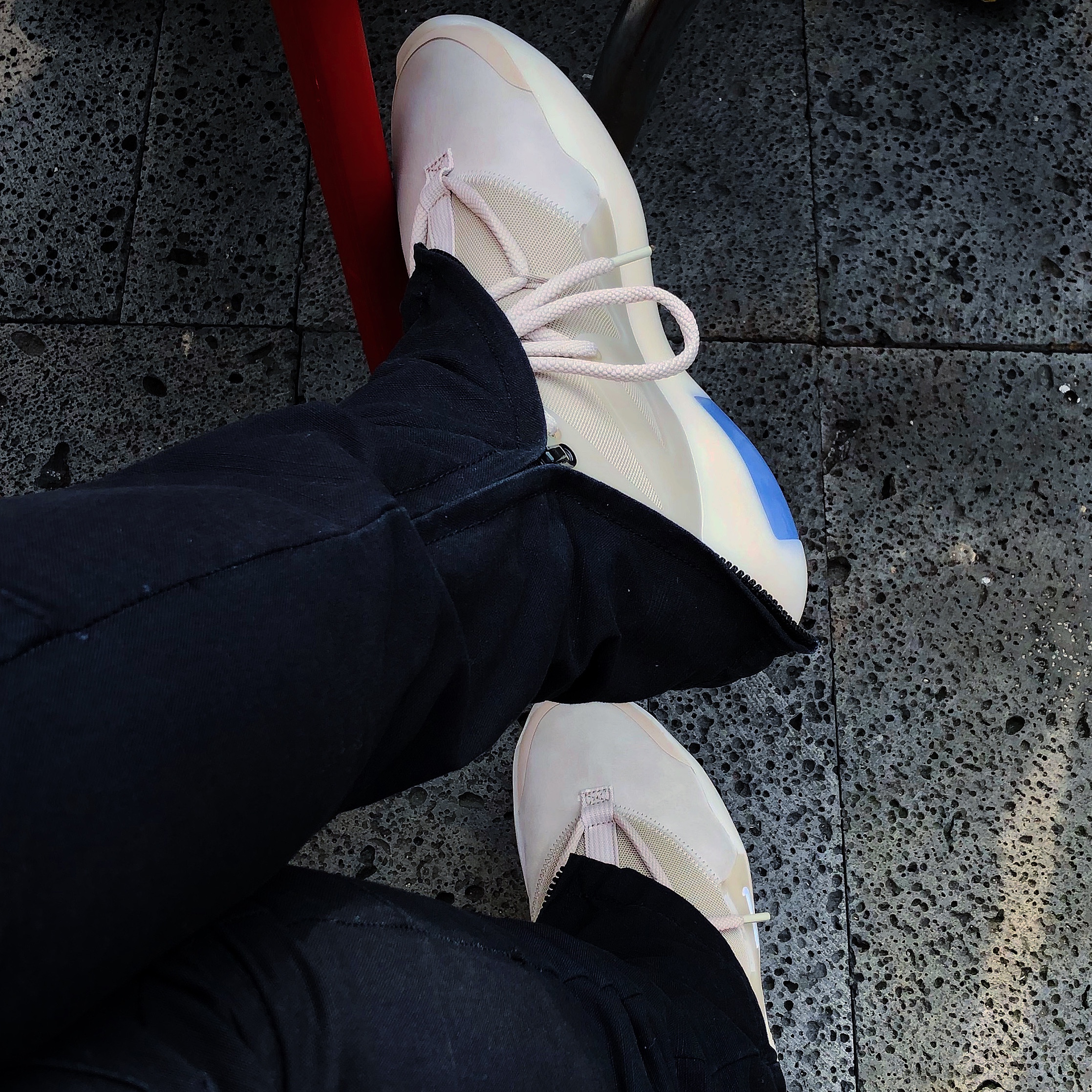 Nike x Fear of God Air Fear of God 1 Oatmeal 착용 스타일