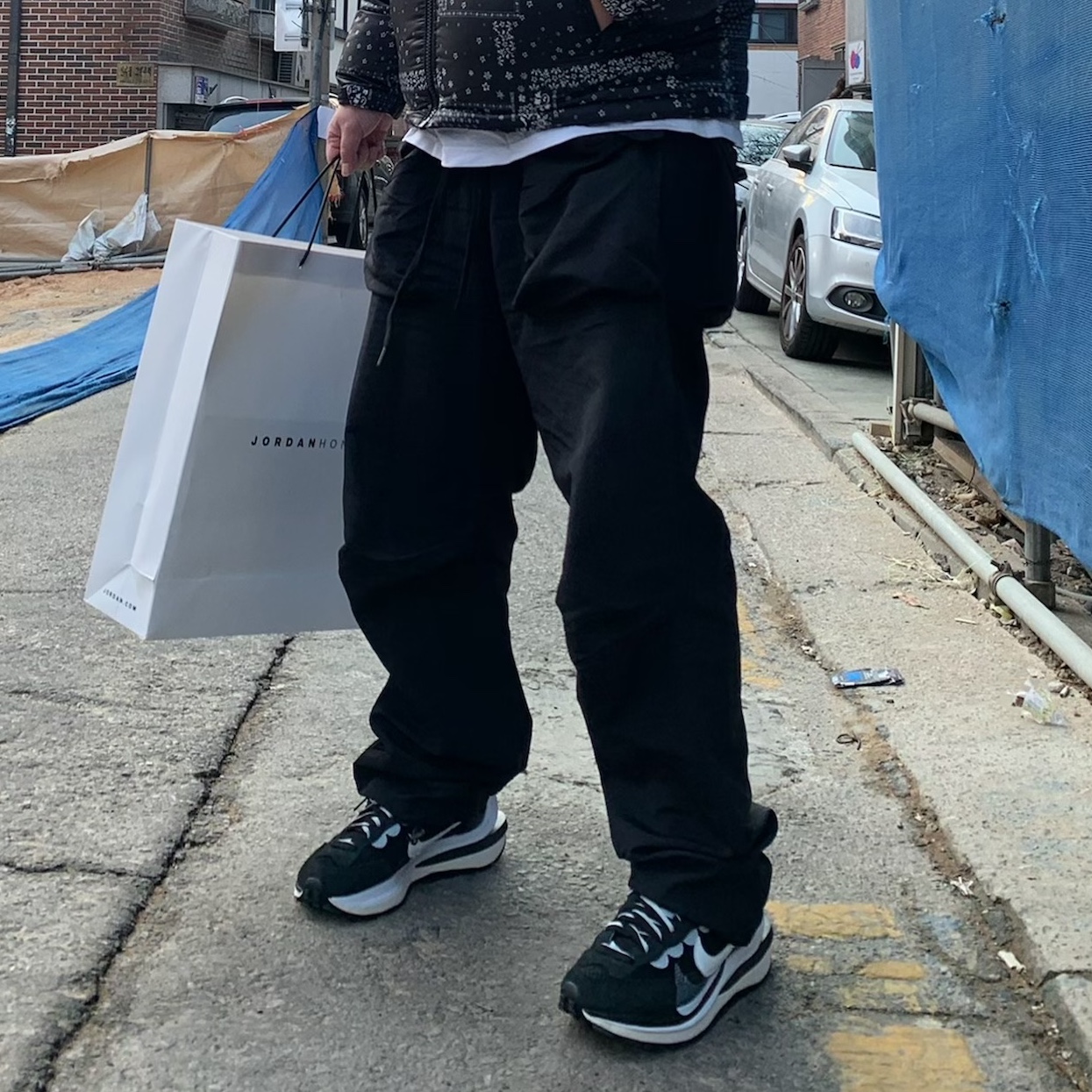 Nike x Sacai VaporWaffle Black White 착용 스타일