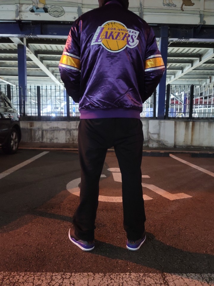 Jordan 3 Retro Court Purple 착용 스타일 - 2