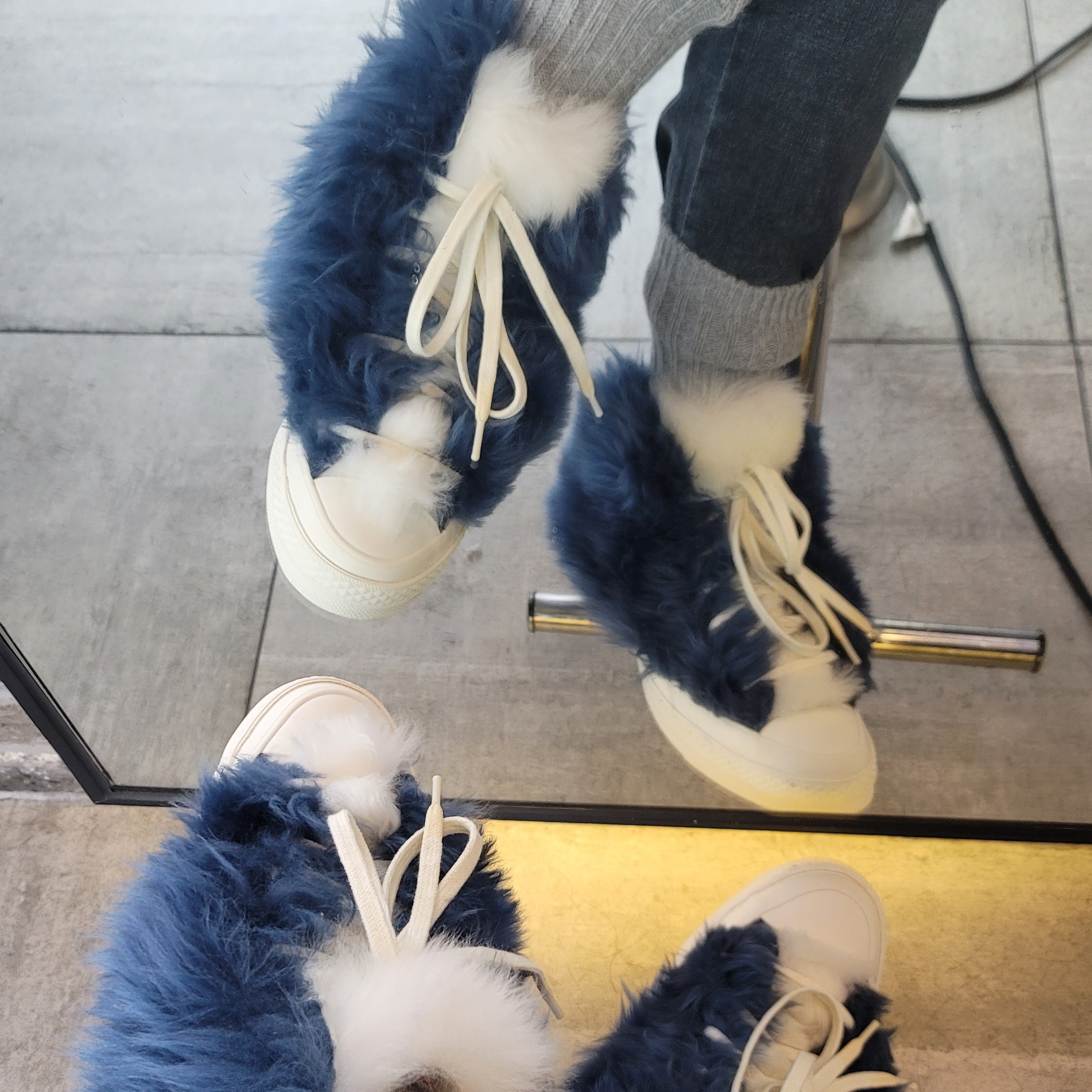 Converse x Ambush Chuck 70 Fuzzy Navy Blue 착용 스타일