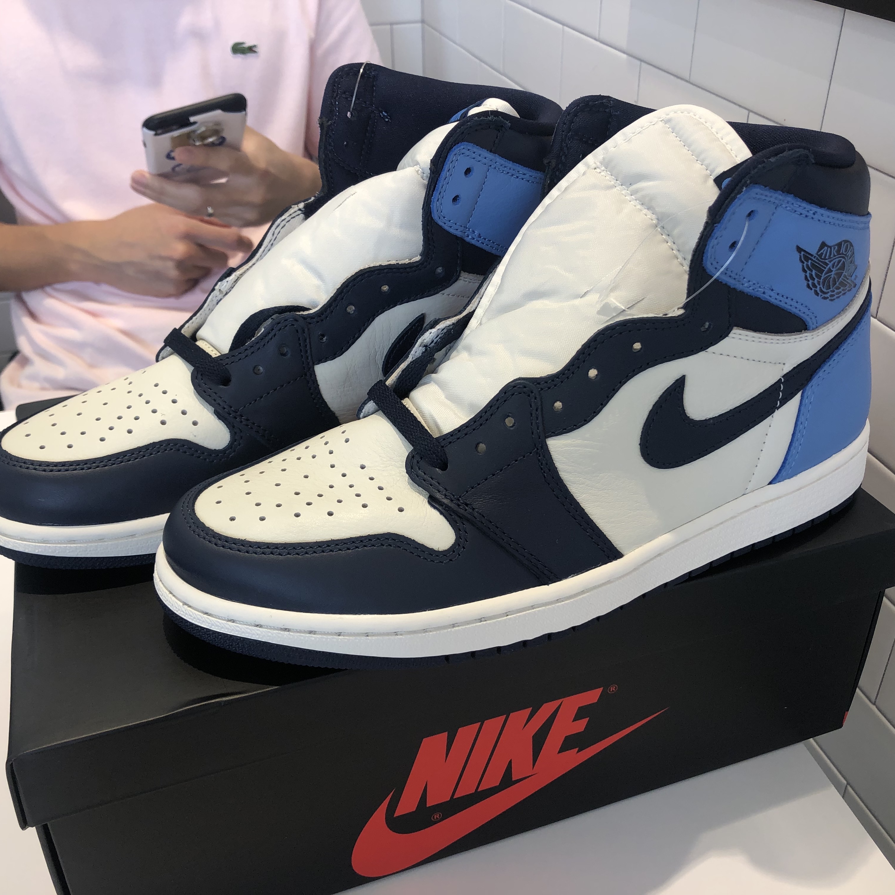 Jordan 1 Retro High Obsidian UNC 착용 스타일