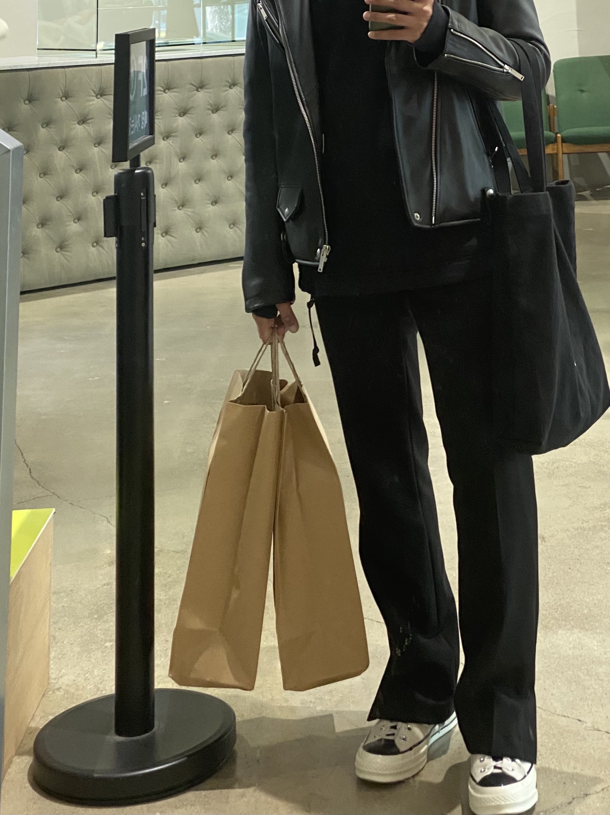 Converse x Fear of God Essentials Chuck 70 Hi Natural 2020 착용 스타일