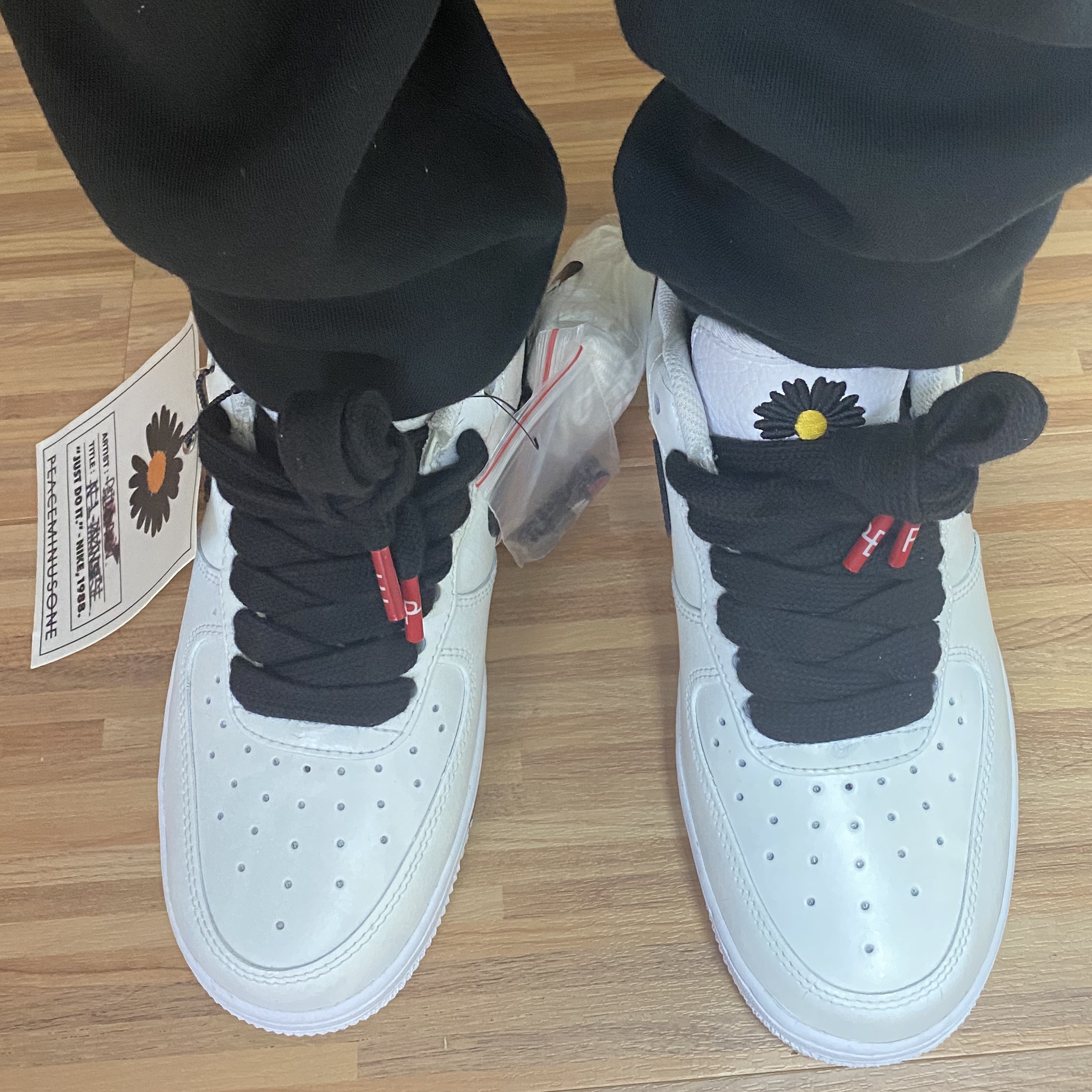 Nike x Peaceminusone Air Force 1 Low Para-Noise 2.0 착용 스타일 - 2