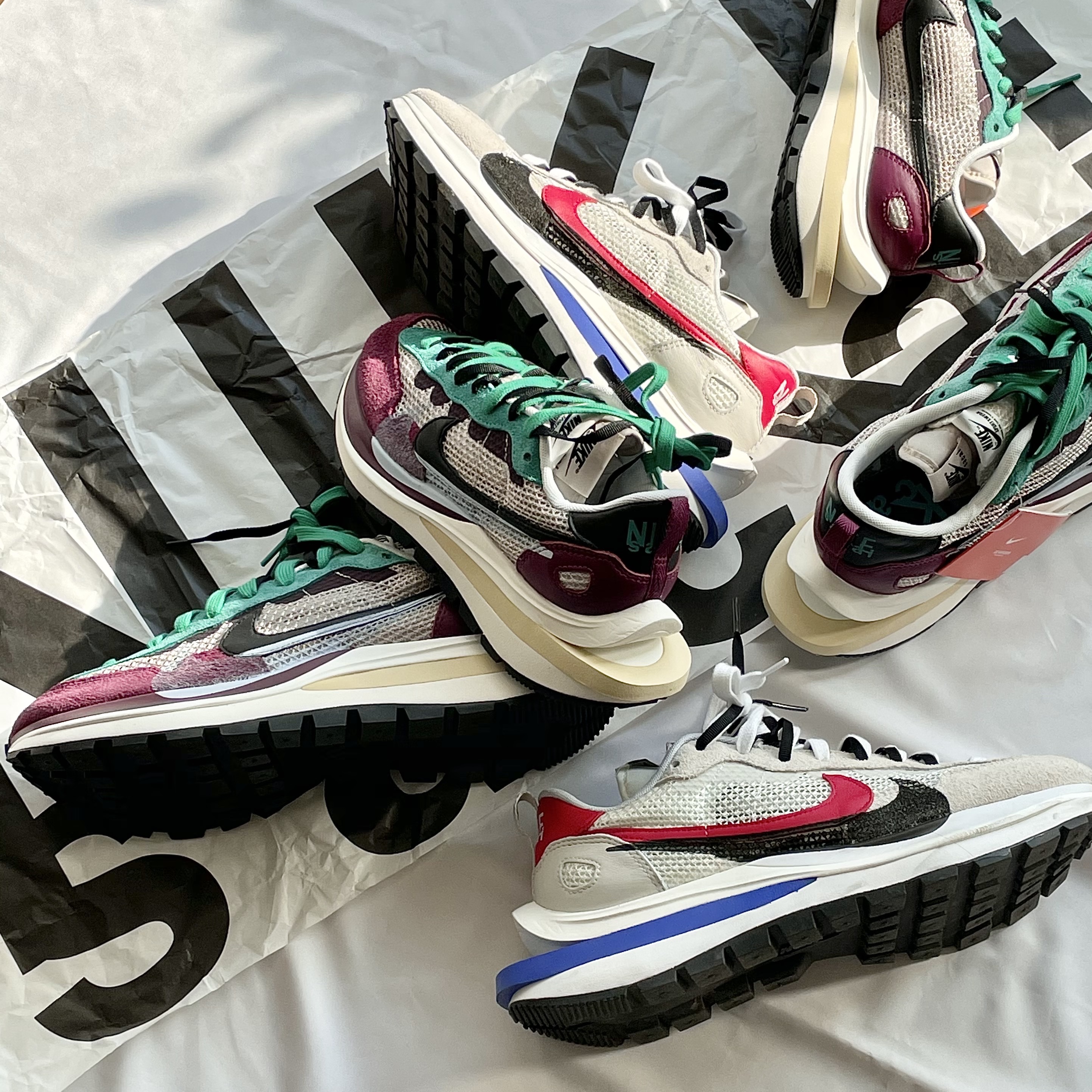 Nike x Sacai VaporWaffle Royal Fuchsia, Nike x Sacai VaporWaffle String & Black Villain Red 착용 스타일