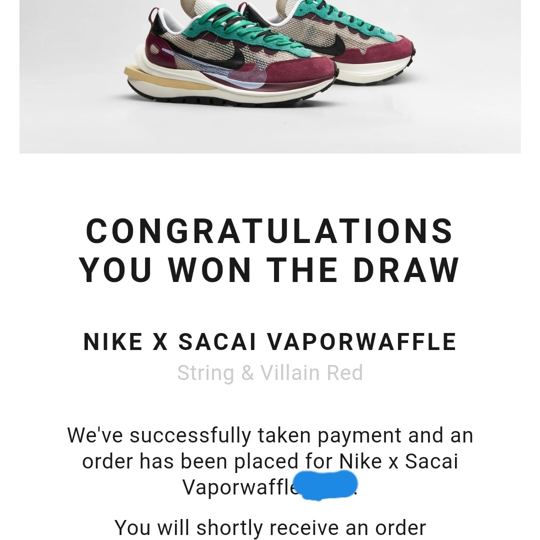 Nike x Sacai VaporWaffle String & Black Villain Red 착용 스타일