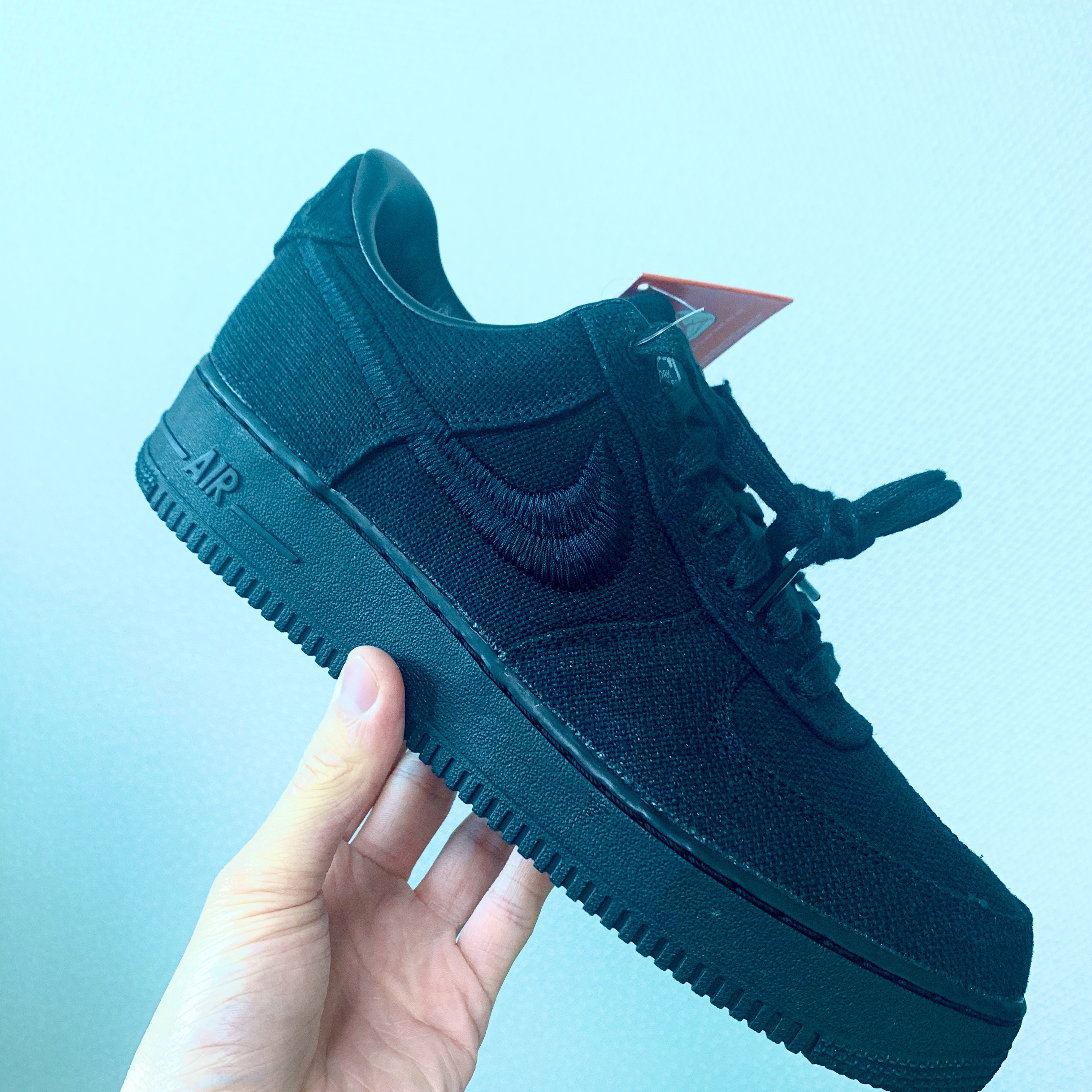 Nike x Stussy Air Force 1 Low Triple Black 착용 스타일
