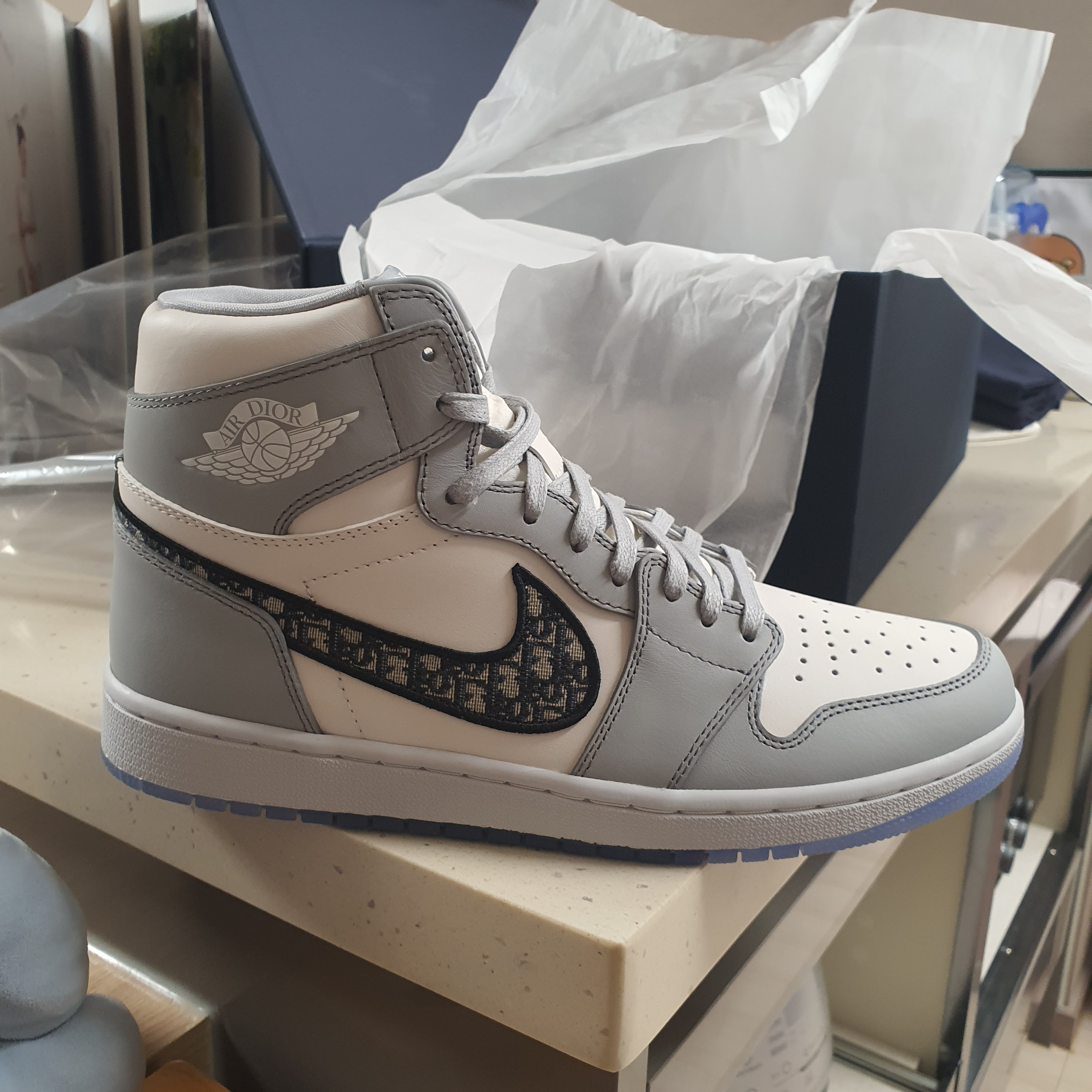 Jordan 1 x Dior High OG 착용 스타일 - 2