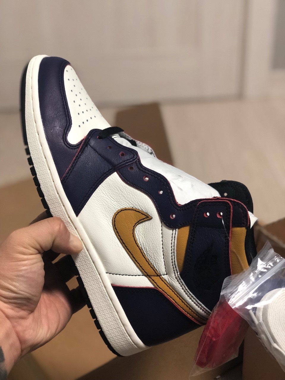 Jordan 1 Retro High OG Defiant SB LA to Chicago 착용 스타일 - 1