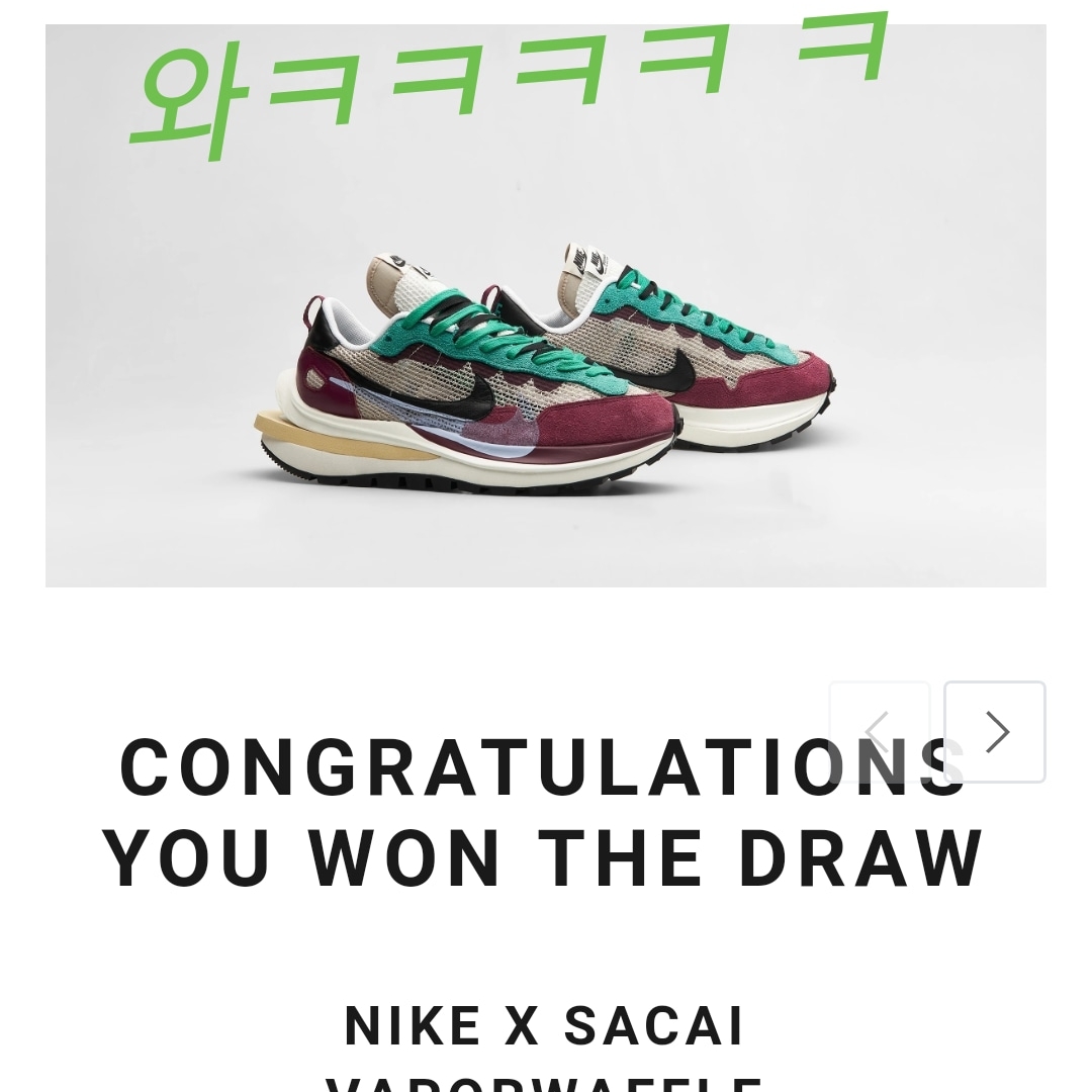 Nike x Sacai VaporWaffle String & Black Villain Red 착용 스타일