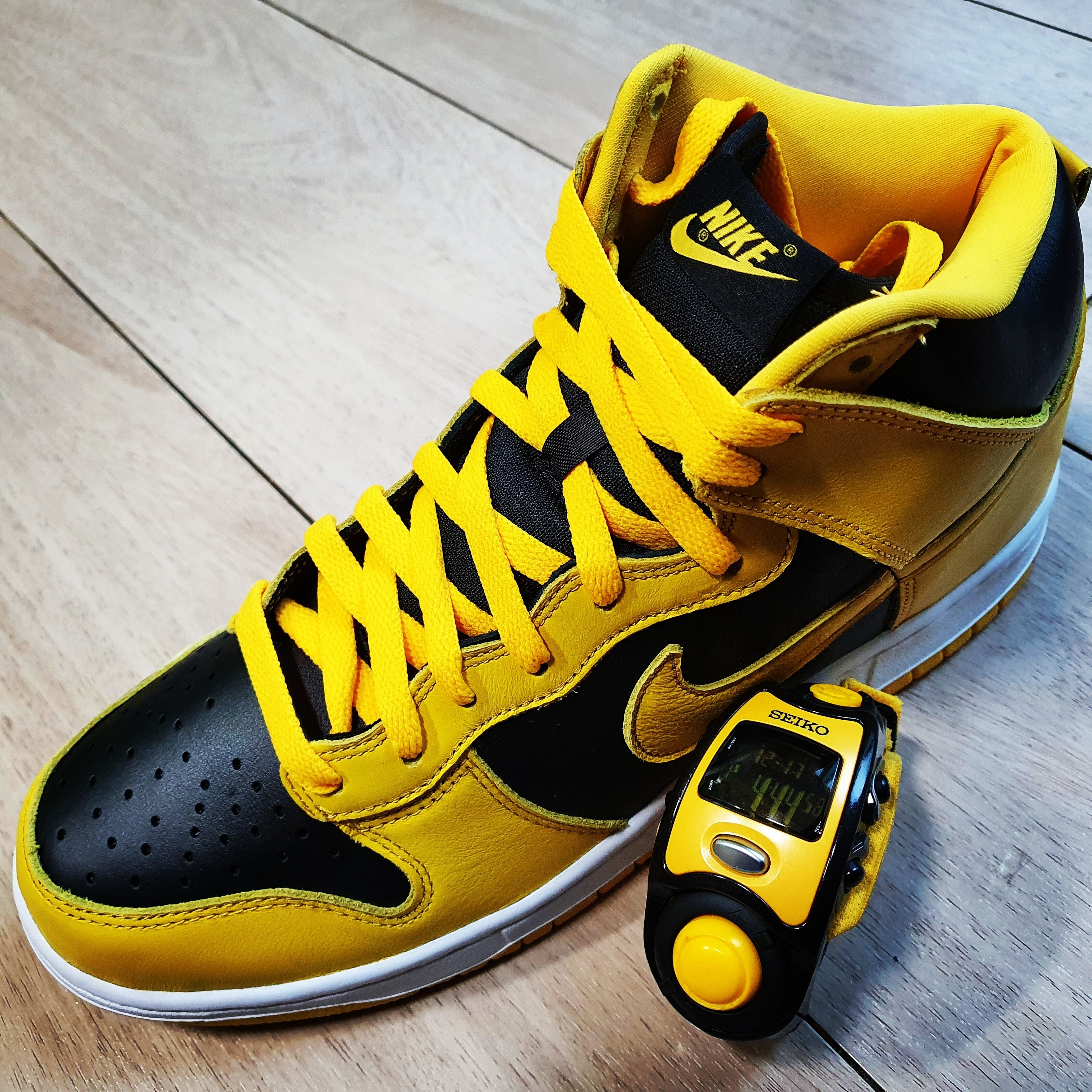 Nike Dunk High SP Varsity Maize 착용 스타일