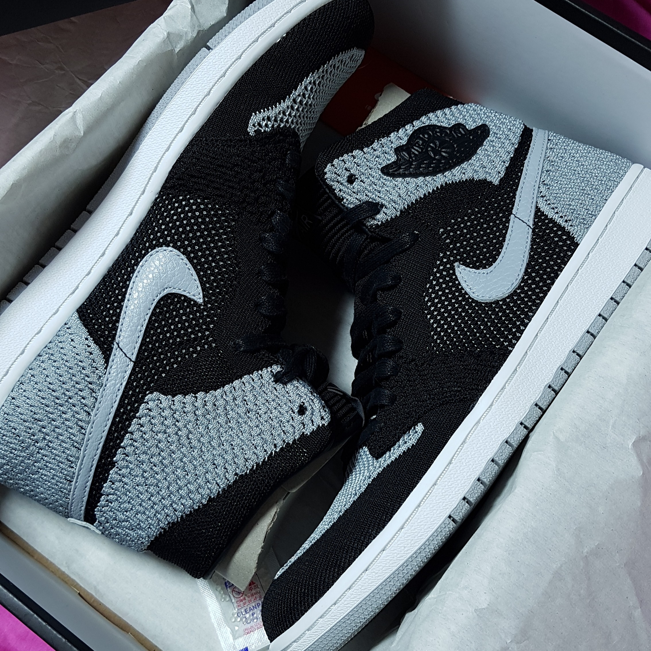 Jordan 1 Retro High Flyknit Shadow 착용 스타일 - 2