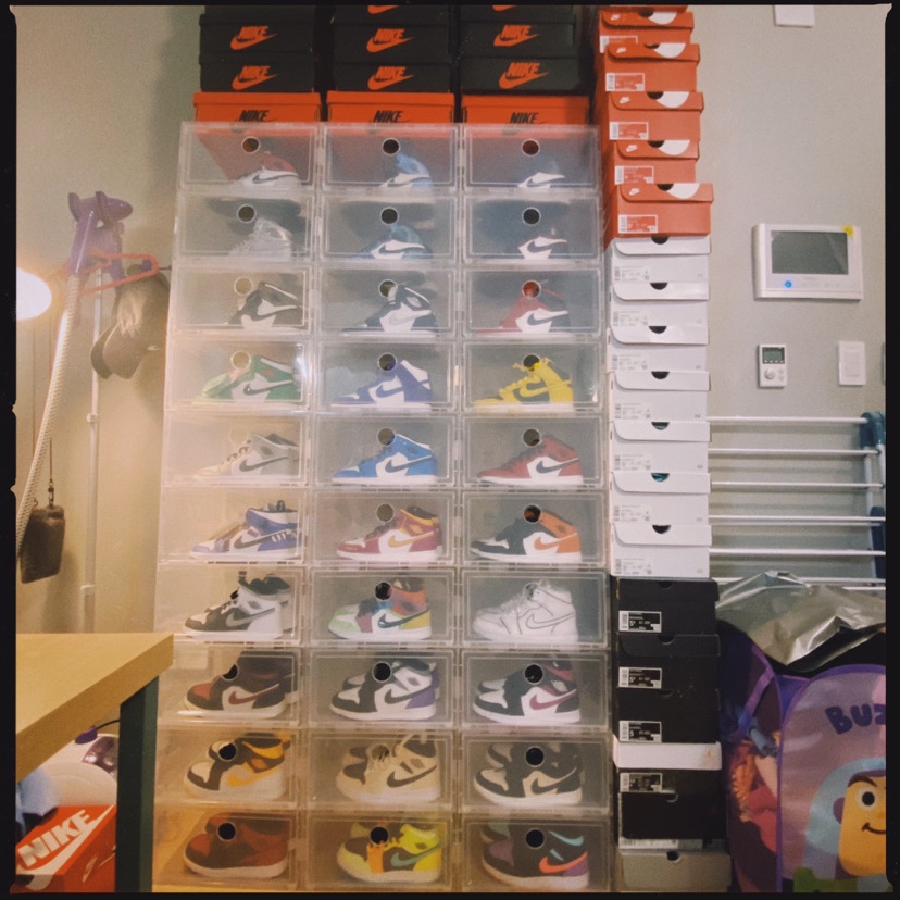 (GS) Jordan 1 Retro High OG CO.JP Neutral Grey, (GS) Jordan 1 Retro High OG Black Mocha 착용 스타일 - 1
