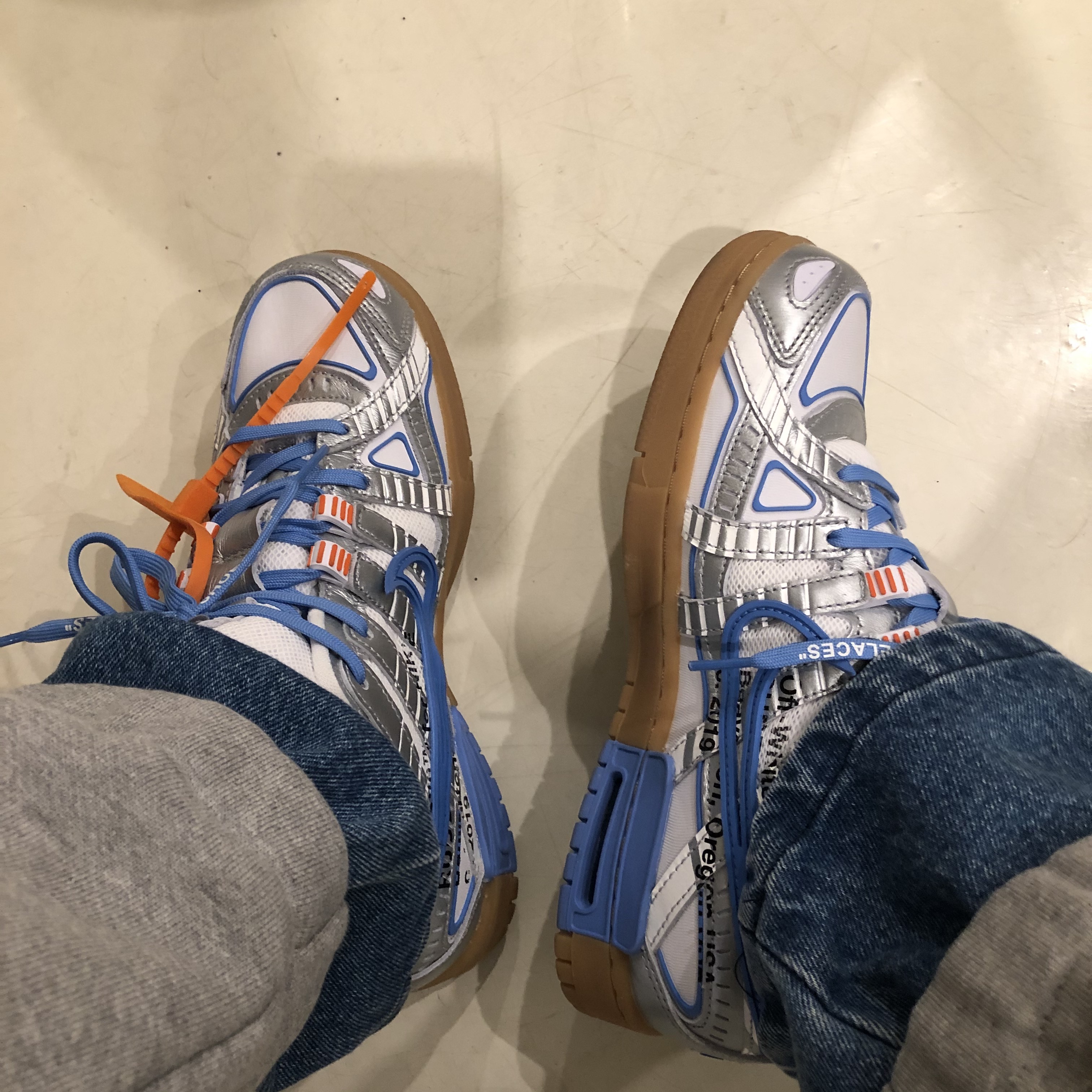 Nike x Off-White Air Rubber Dunk University Blue 착용 스타일