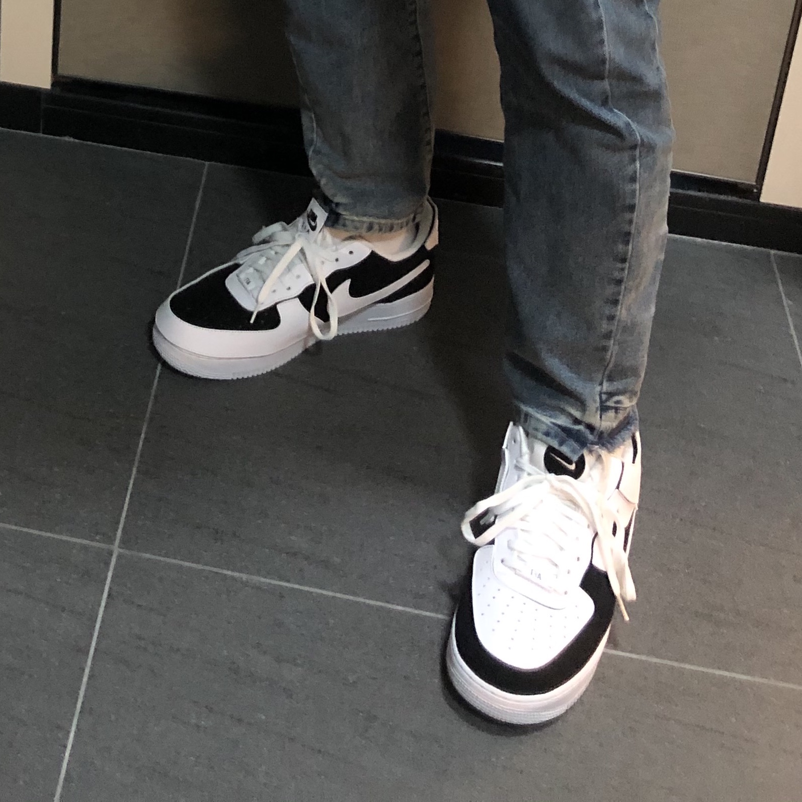 Nike Air Force 1/1 Cosmic Clay 착용 스타일