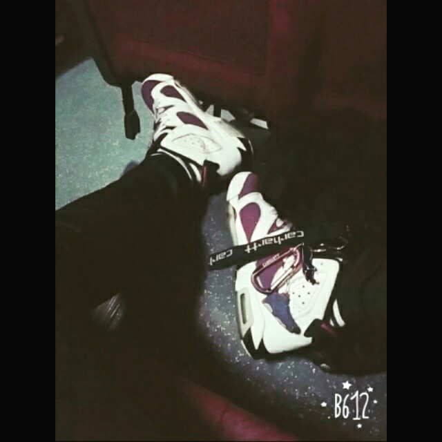(GS) Jordan 6 Retro Grape 착용 스타일