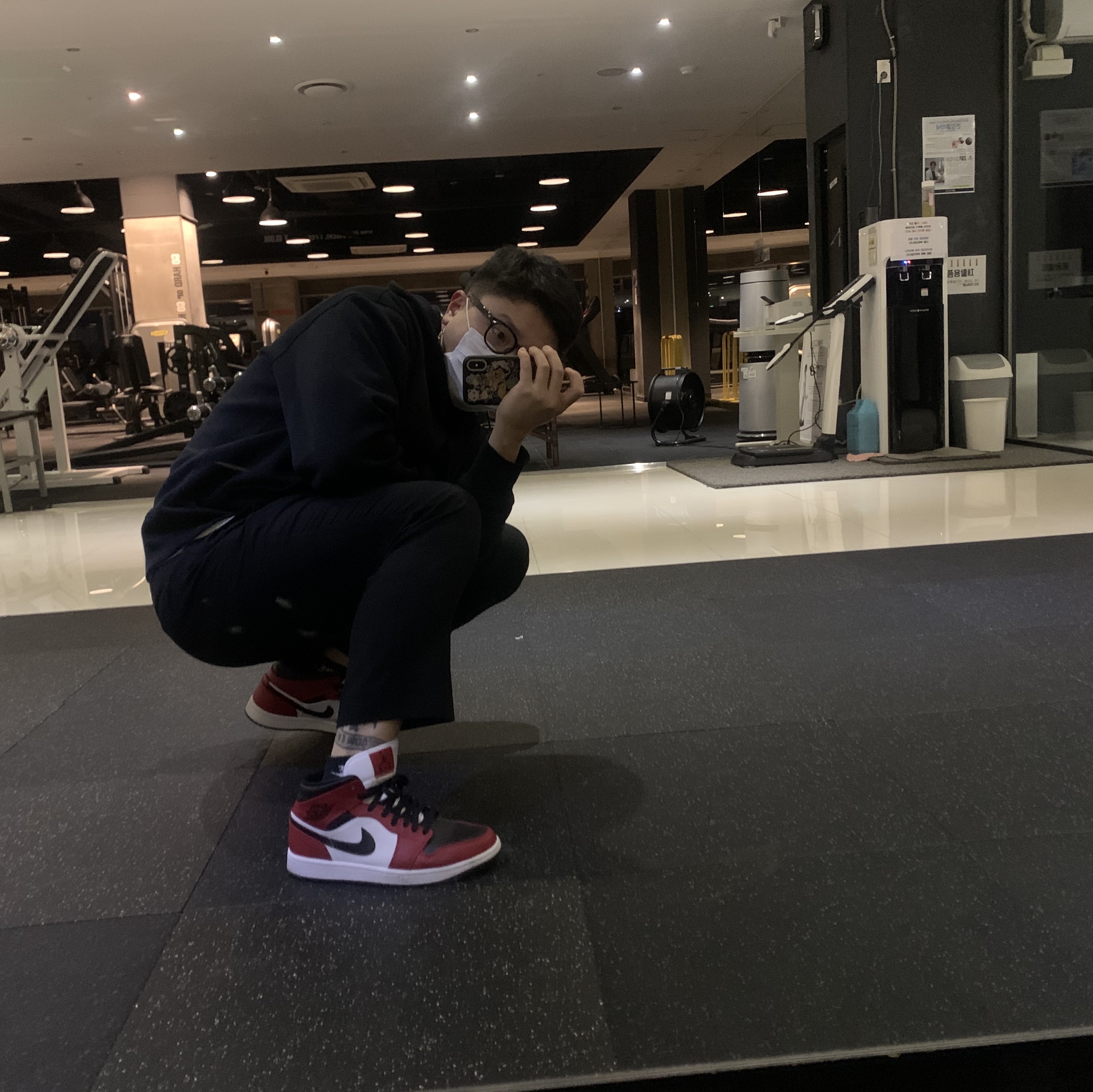 Jordan 1 Mid Chicago Black Toe 착용 스타일