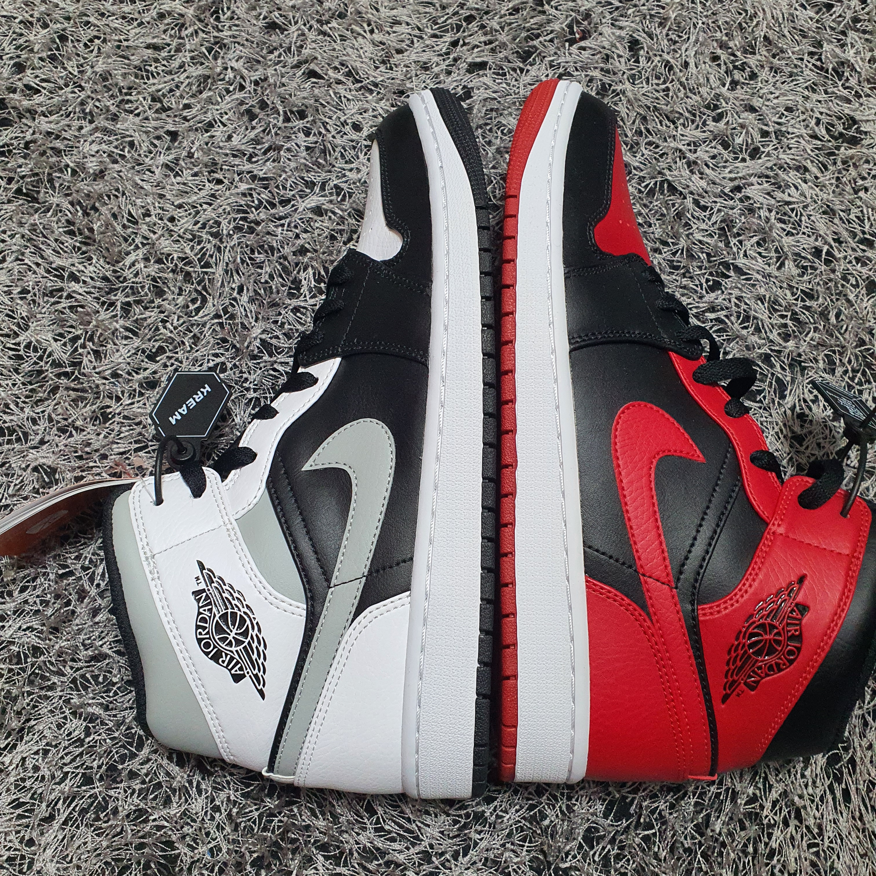 Jordan 1 Mid Bred Banned 2020, Jordan 1 Mid White Shadow 착용 스타일