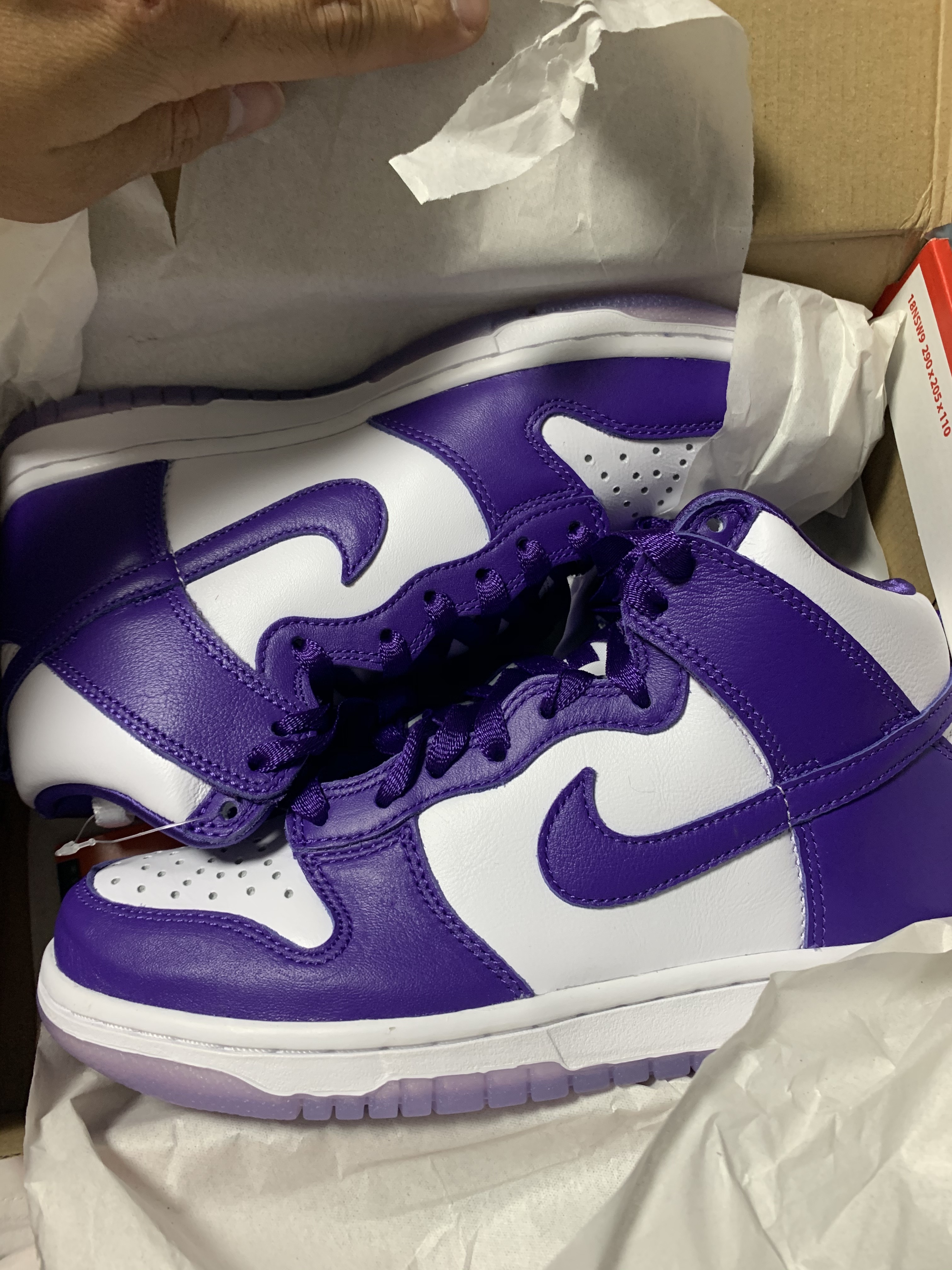 (W) Nike Dunk High SP Varsity Purple 착용 스타일