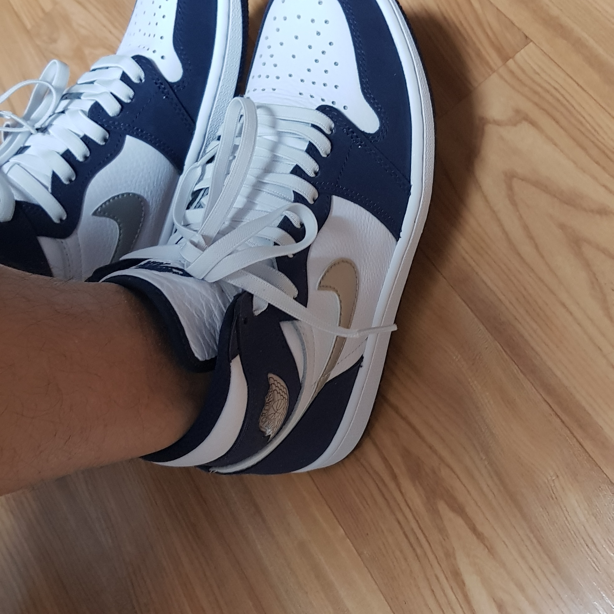 Jordan 1 Retro High OG CO.JP Midnight Navy 착용 스타일