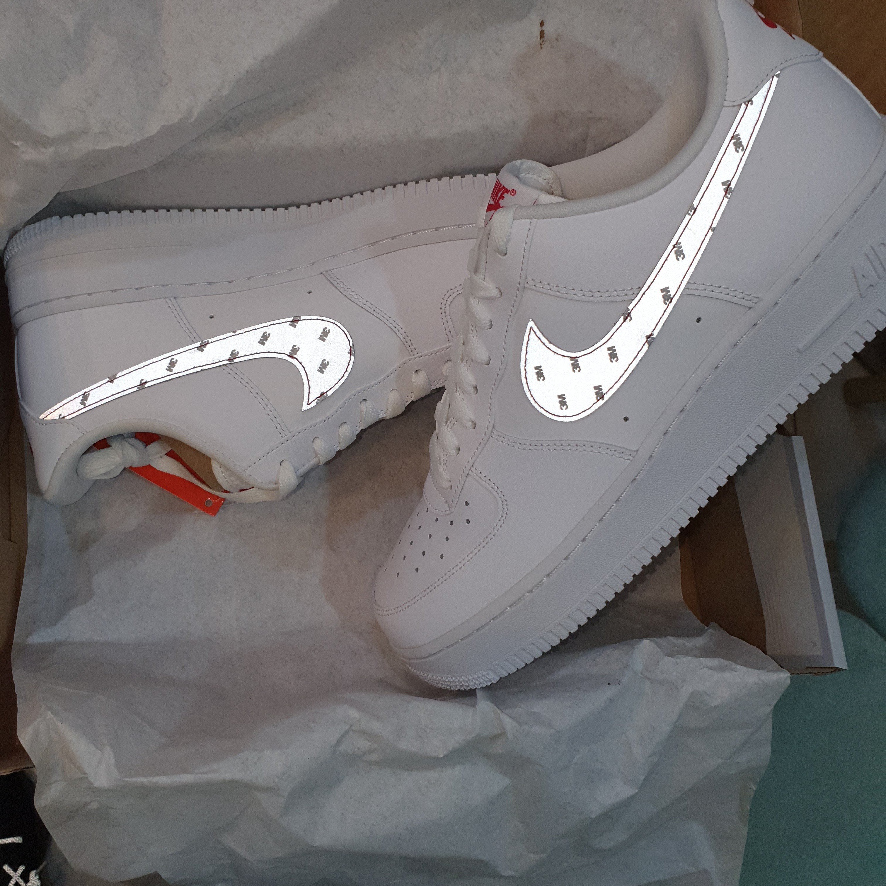 Nike Air Force 1 '07 3M White 착용 스타일 - 4