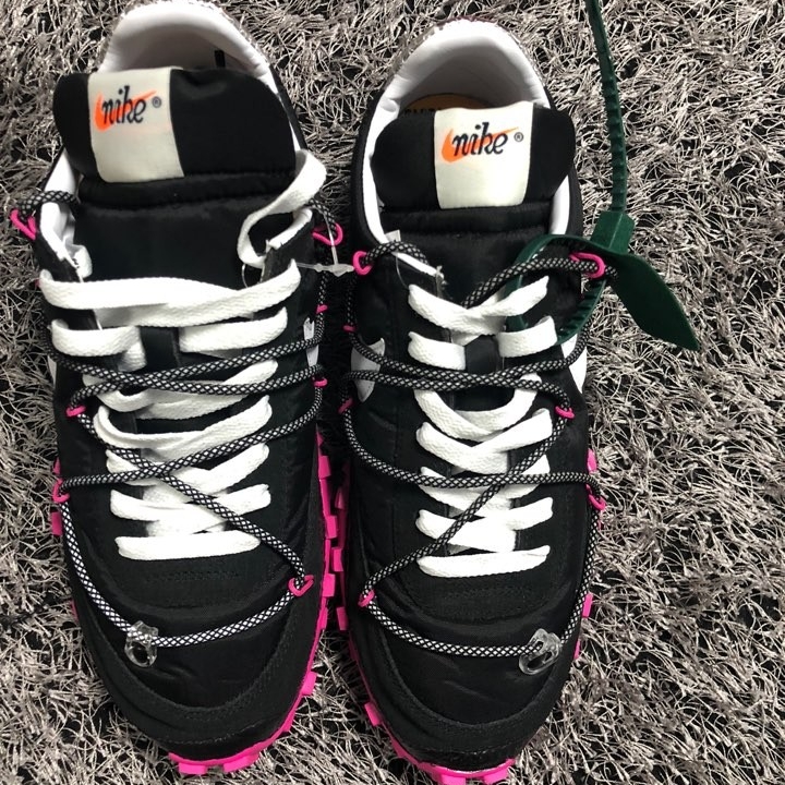 (W) Nike x Off-White Waffle Racer Black 착용 스타일 - 4