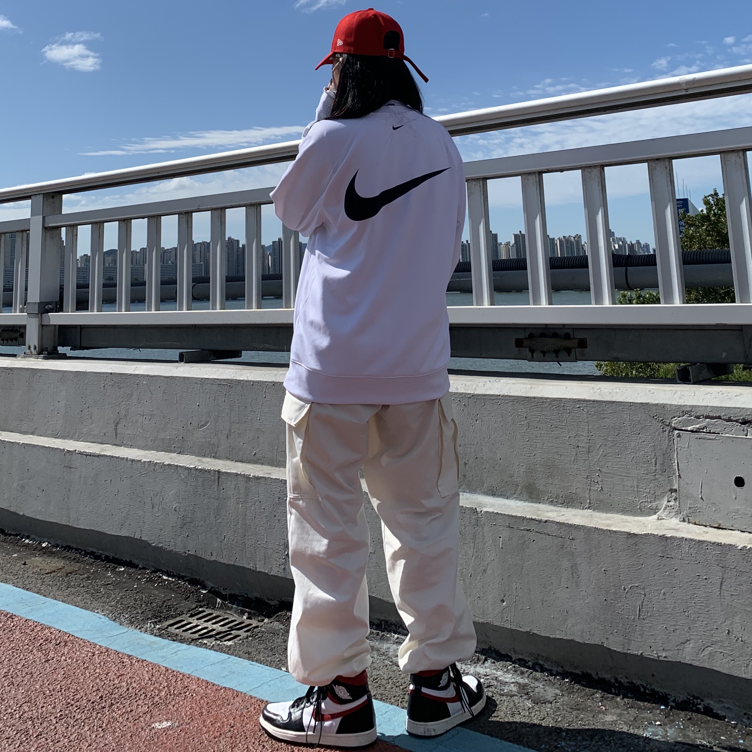 Jordan 1 Retro High OG Gym Red 착용 스타일 - 2