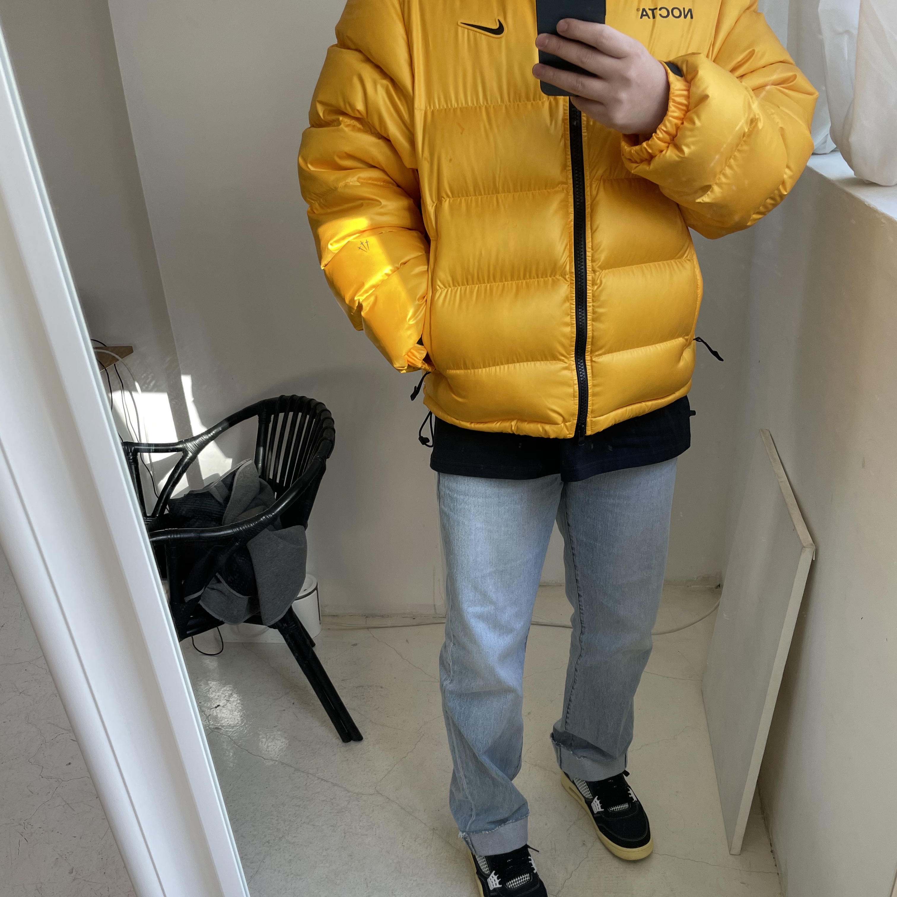 Nike x Drake Nocta Puffer Jacket University Gold - Asia, Jordan 4 x Union Retro Off Noir 착용 스타일