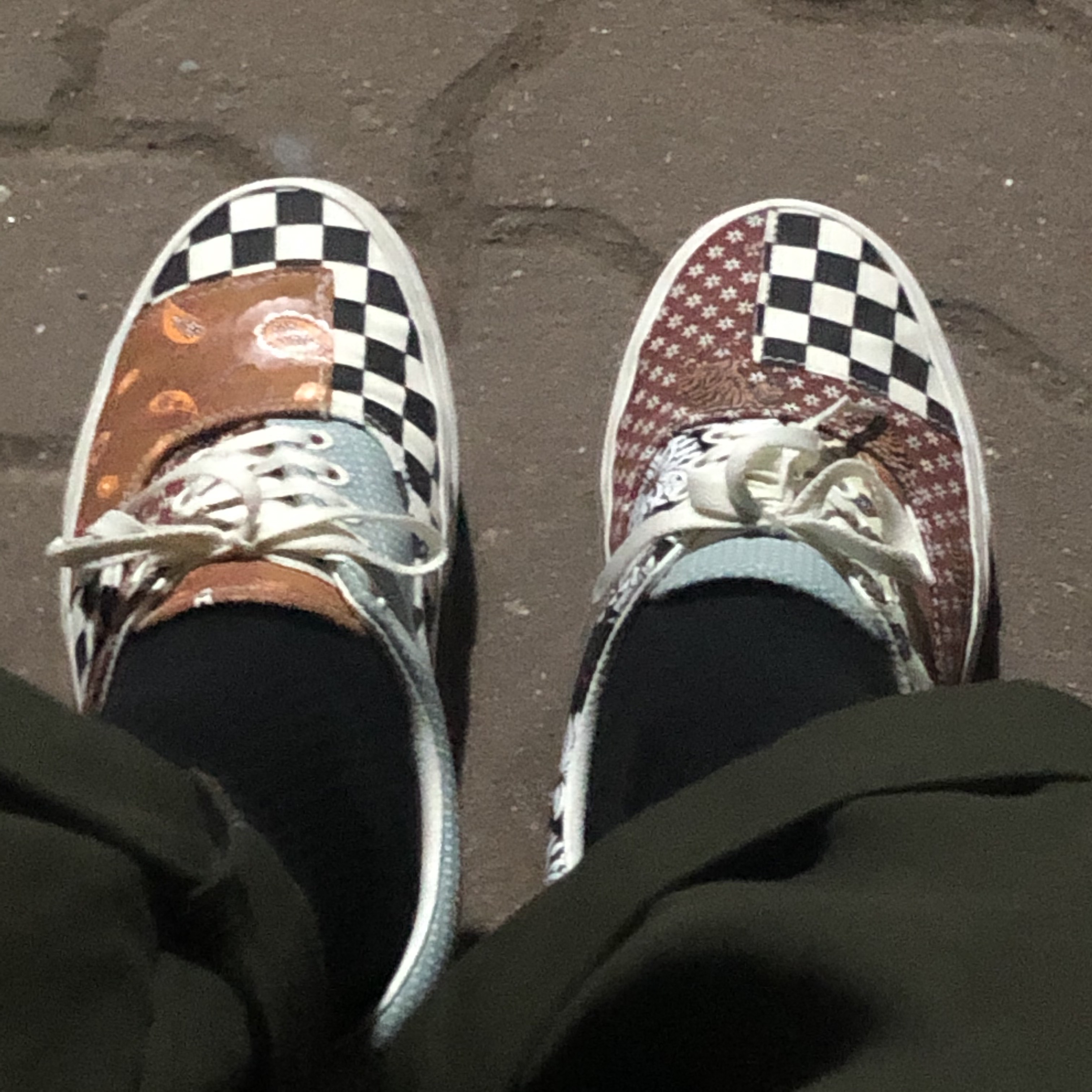 Vans Era Tiger Patchwork 착용 스타일