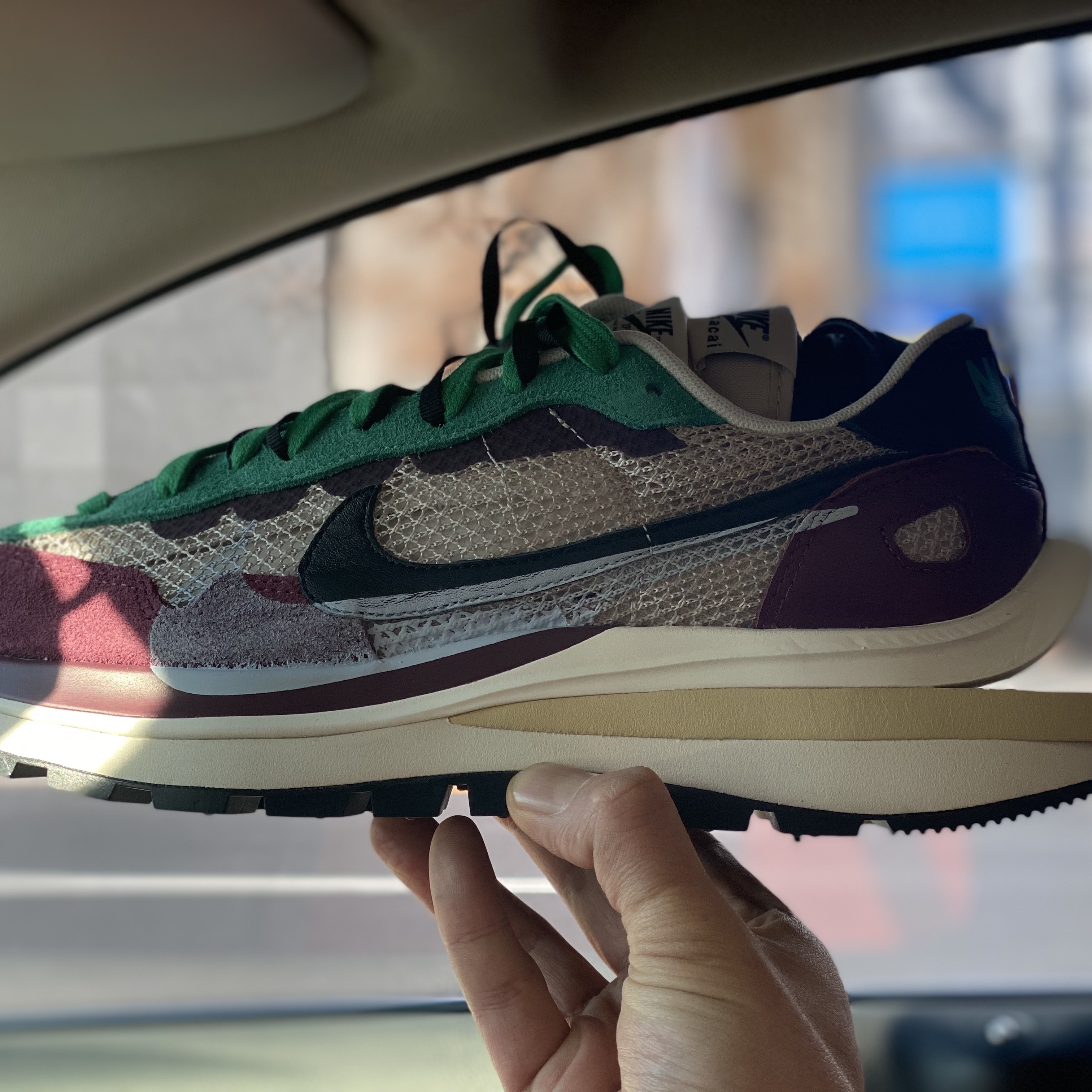 Nike x Sacai VaporWaffle String & Black Villain Red 착용 스타일 - 2