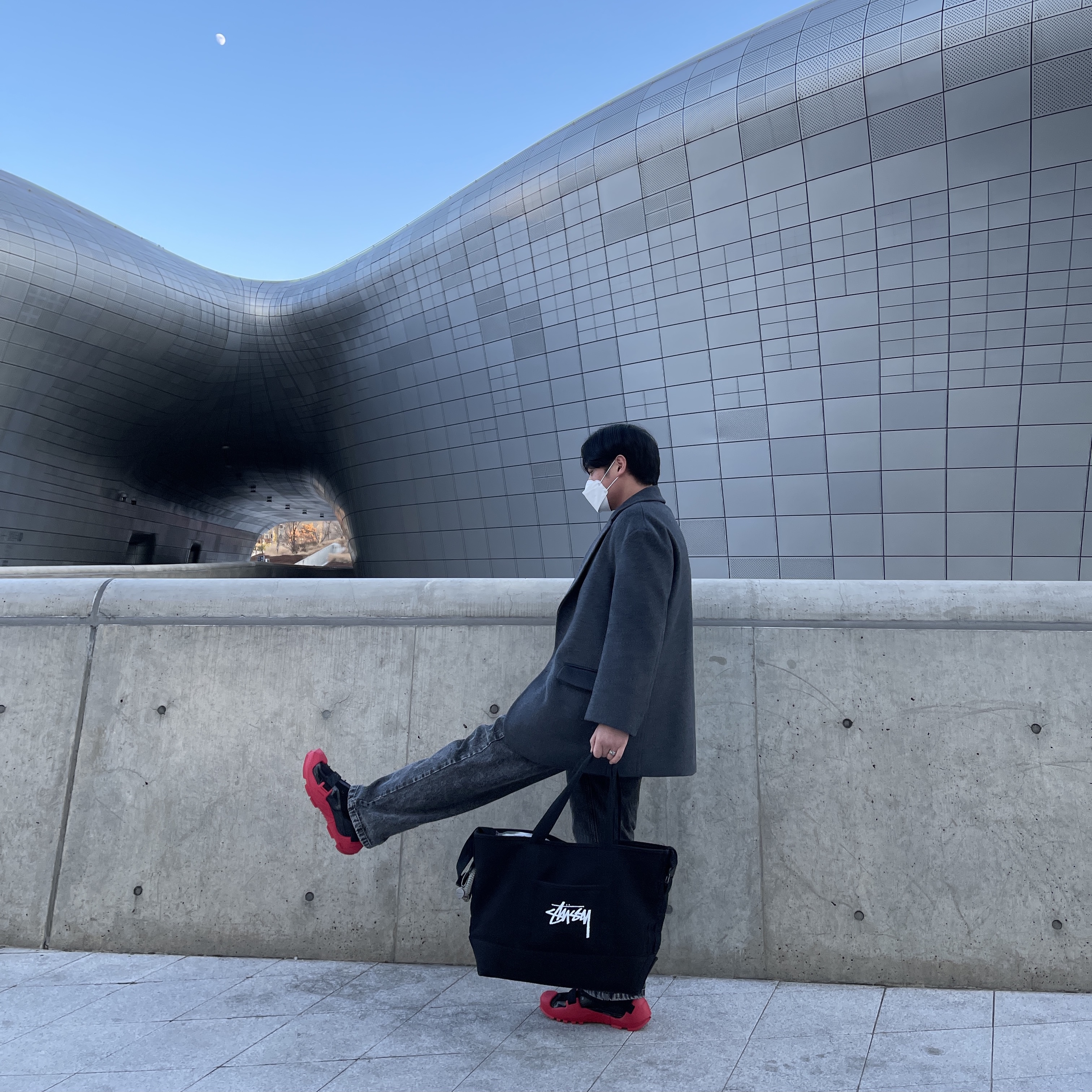 Nike x Matthew M Williams Free TR 3 SP Bred, Nike x Stussy Tote Bag 착용 스타일