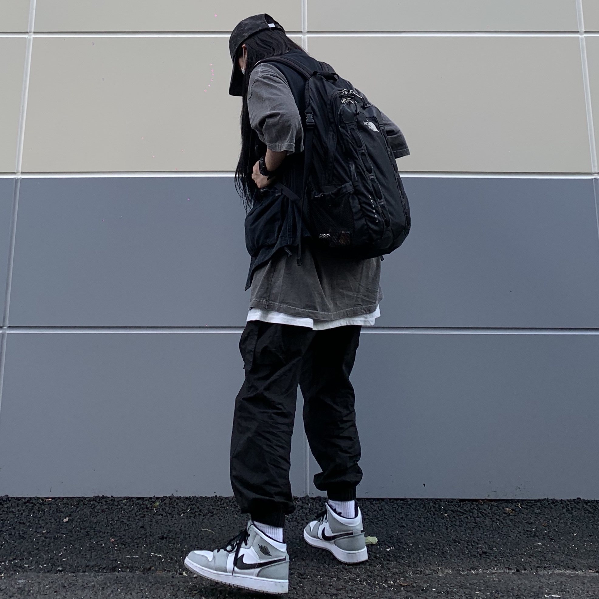 (GS) Jordan 1 Mid Light Smoke Grey 착용 스타일 - 2