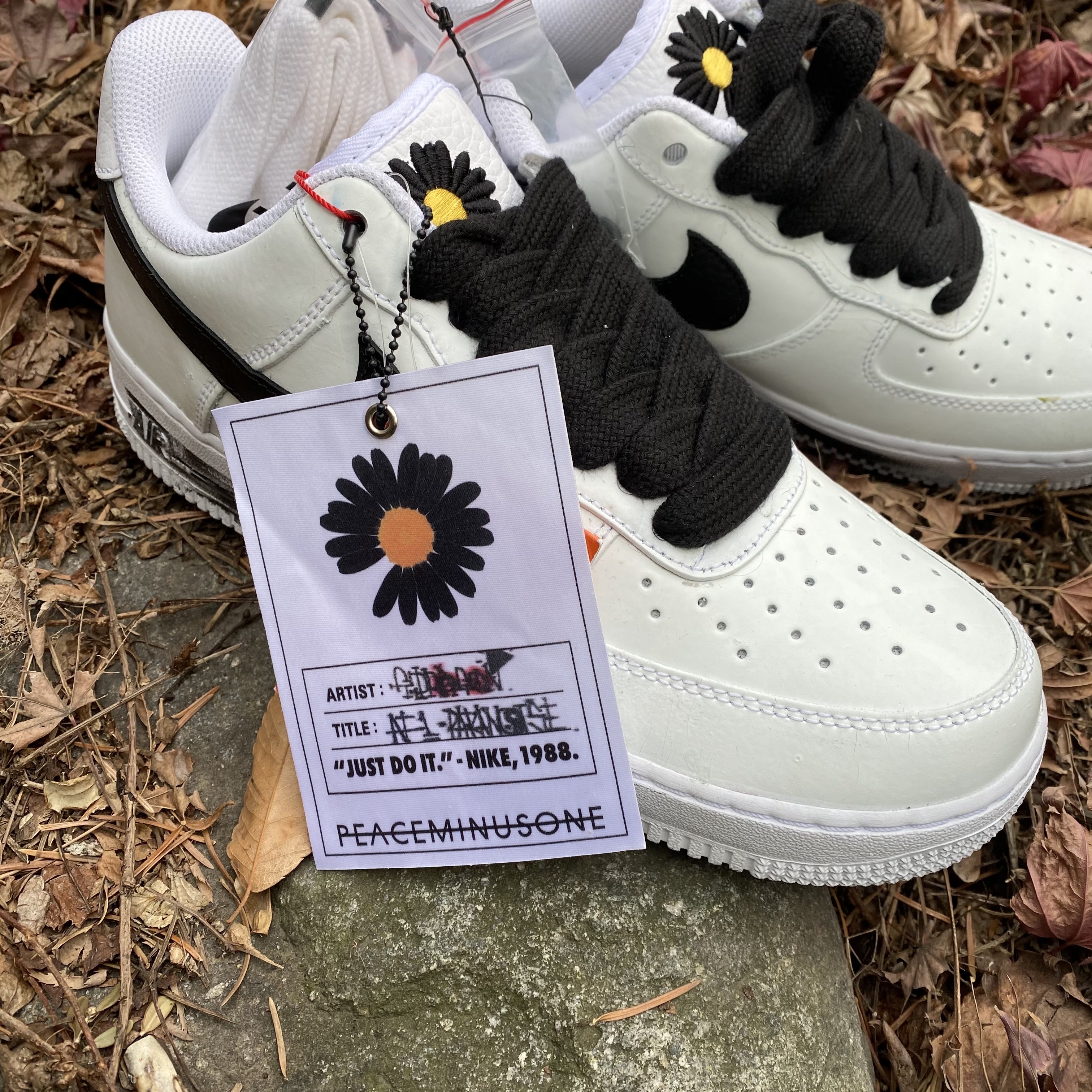 Nike x Peaceminusone Air Force 1 Low Para-Noise 2.0 착용 스타일 - 2