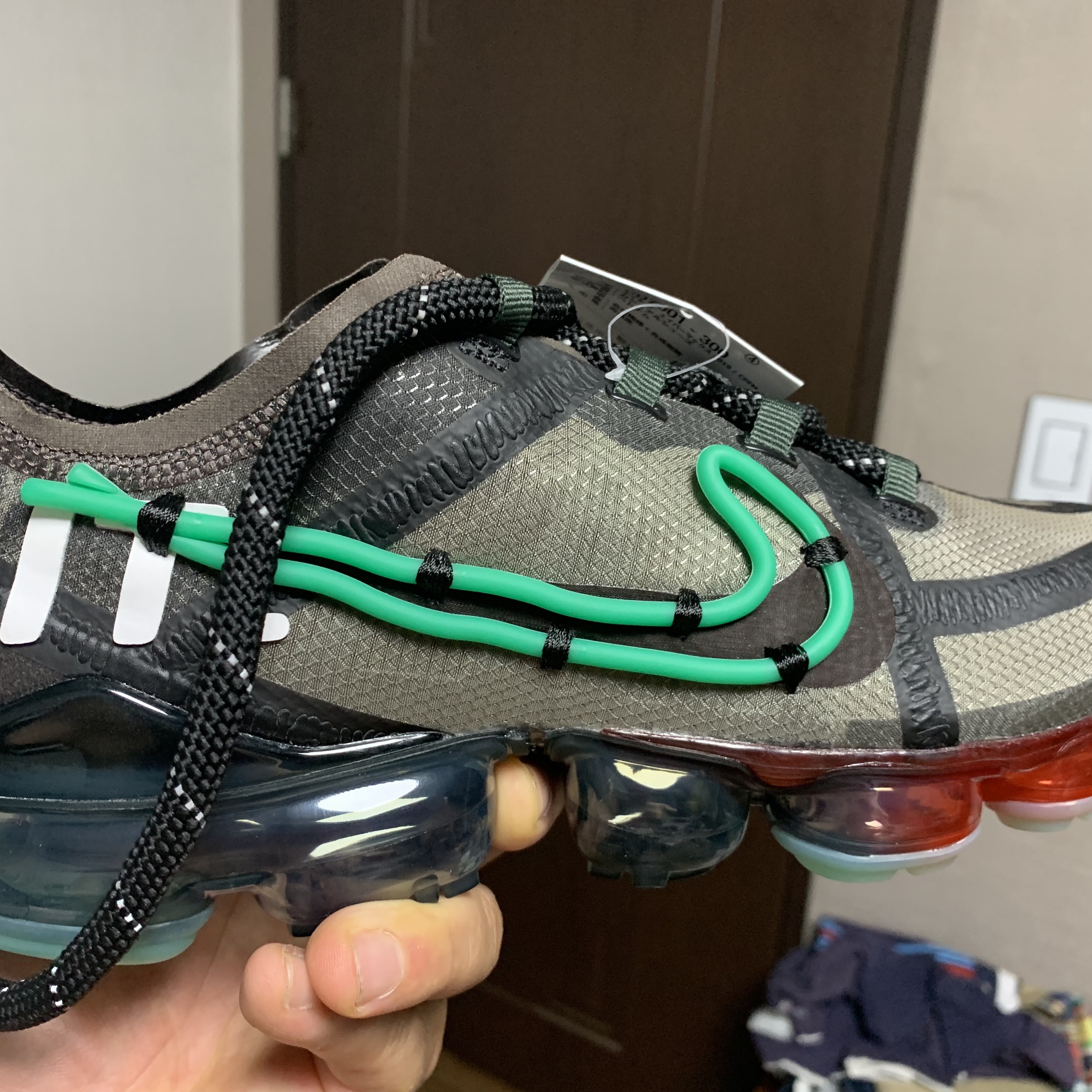 Nike x Stussy Air Zoom Spiridon Cage 2 Fossil, Nike x Travis Scott Air Force 1 Low Cactus Jack 착용 스타일 - 4