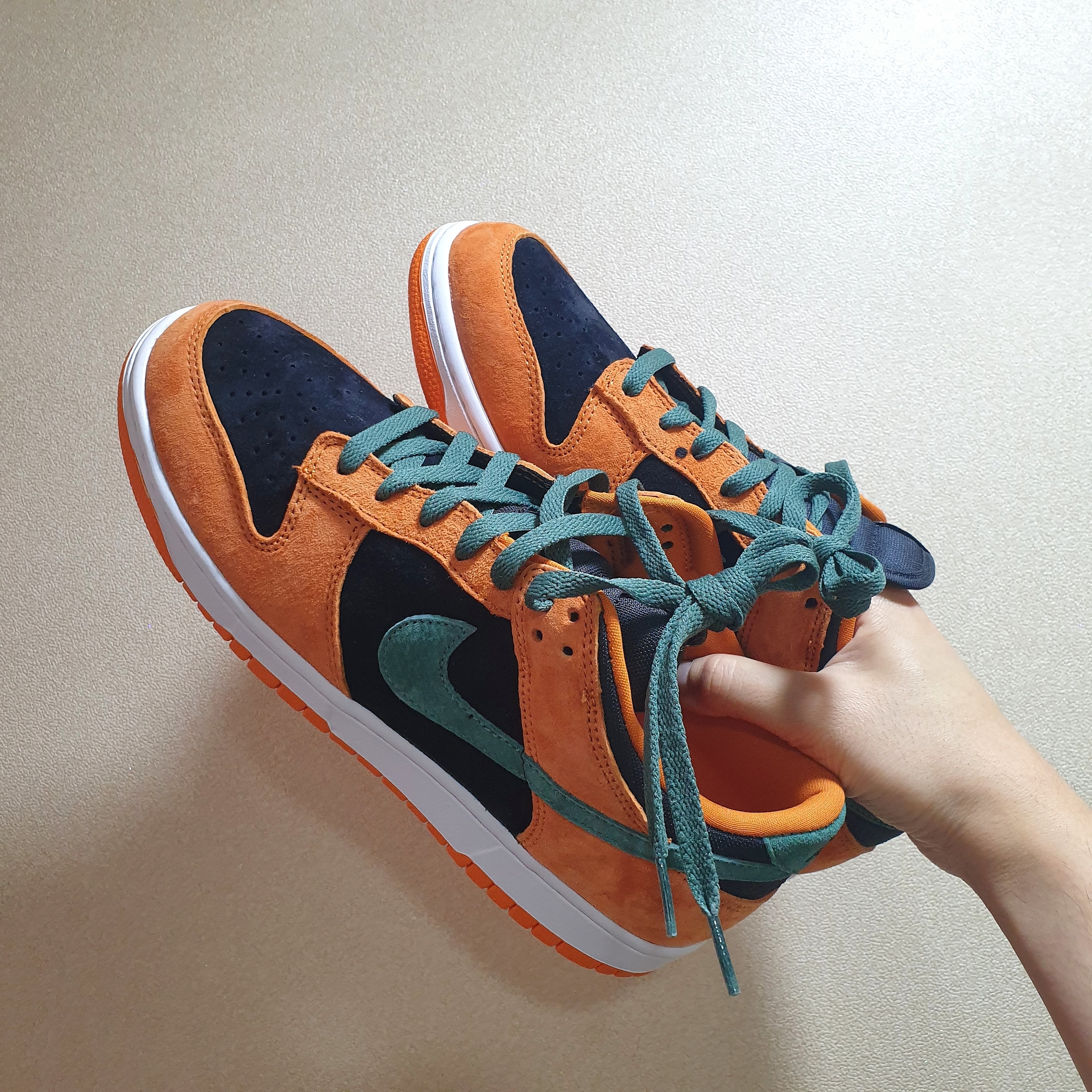 Nike Dunk Low SP Ceramic 착용 스타일 - 4