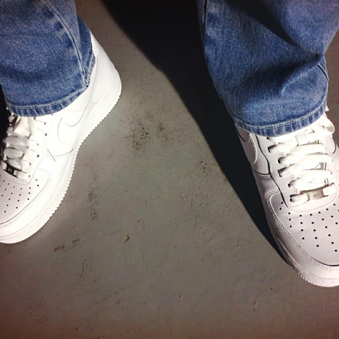 Nike Air Force 1 '07 Low White 착용 스타일 - 4