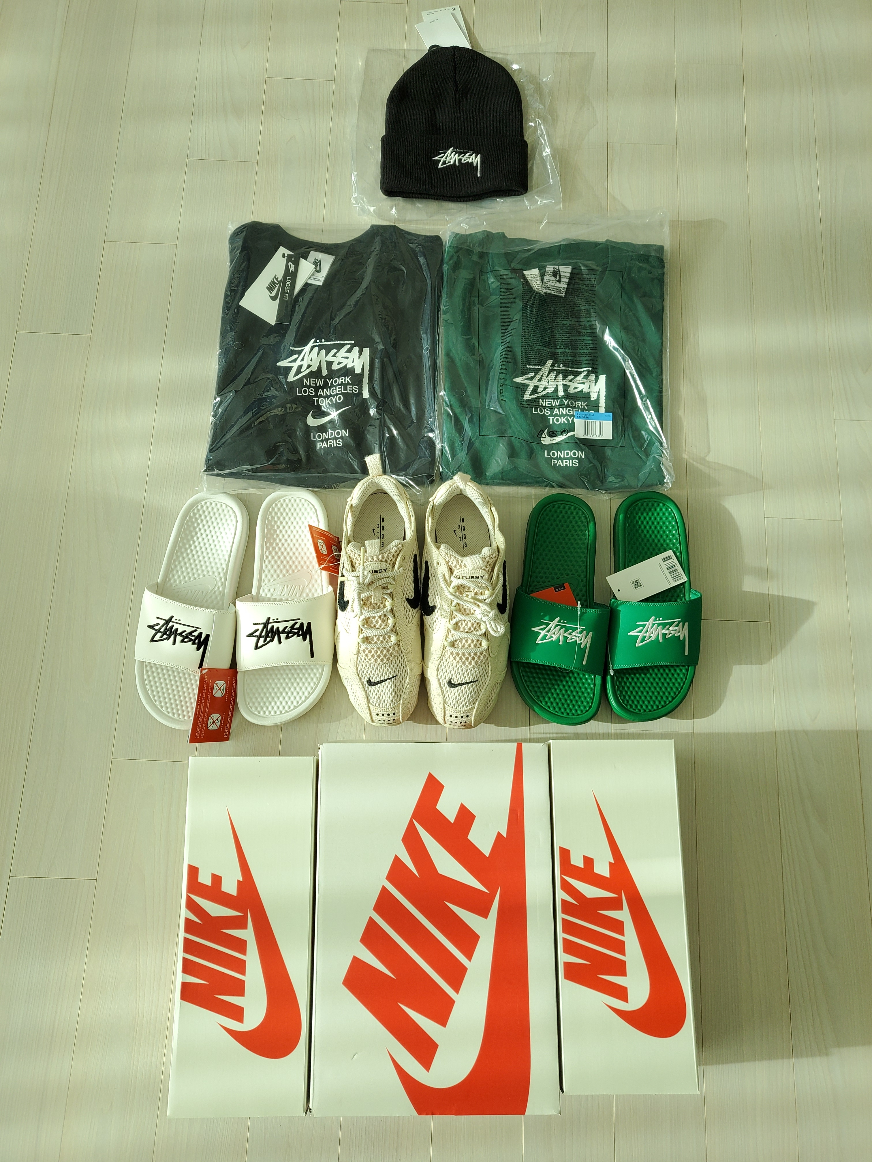 Nike x Stussy Cuff Beanie Black, Nike x Stussy WT T-Shirt Black - Asia 착용 스타일