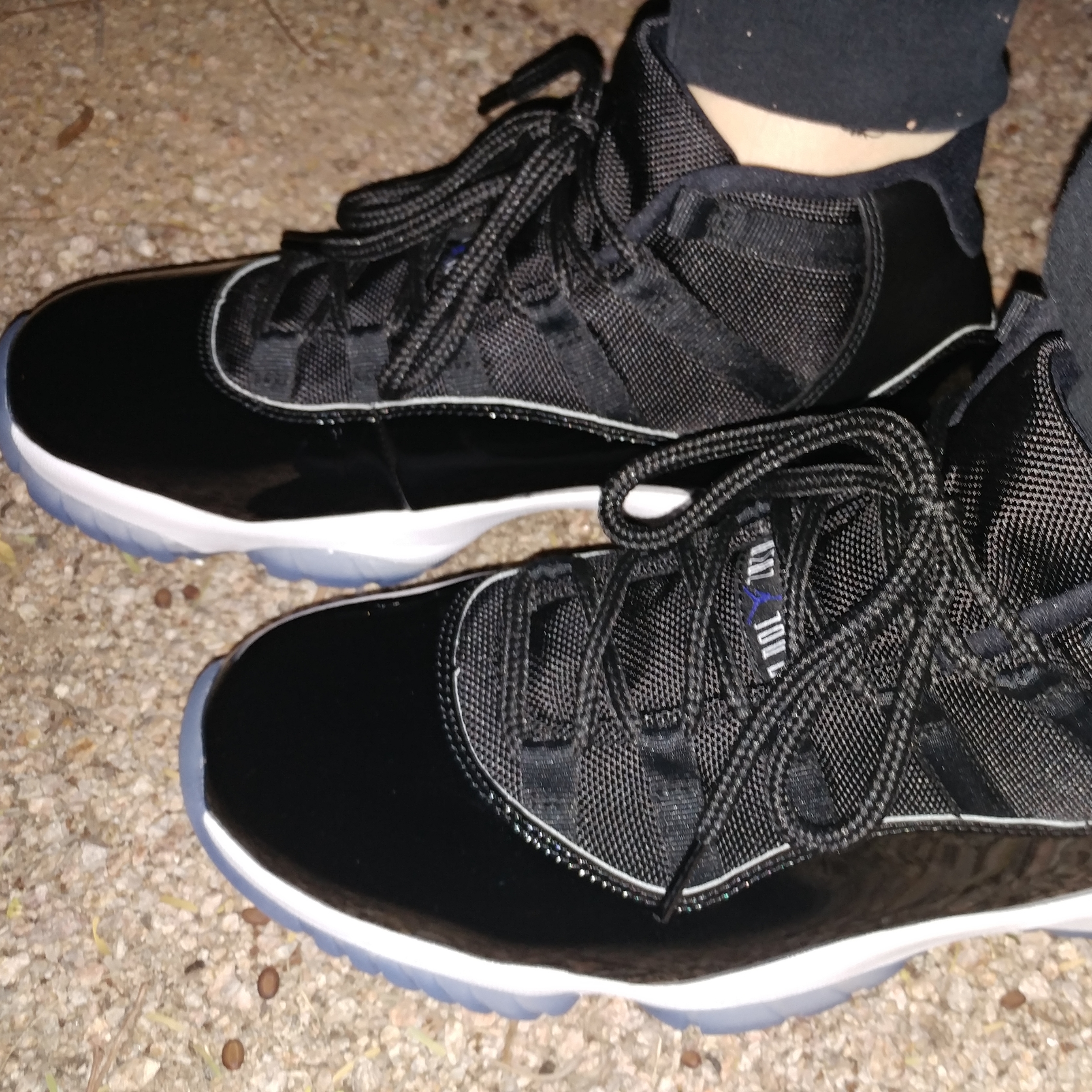 Jordan 11 Retro Concord 2018, Jordan 11 Retro Bred 2019 착용 스타일 - 3