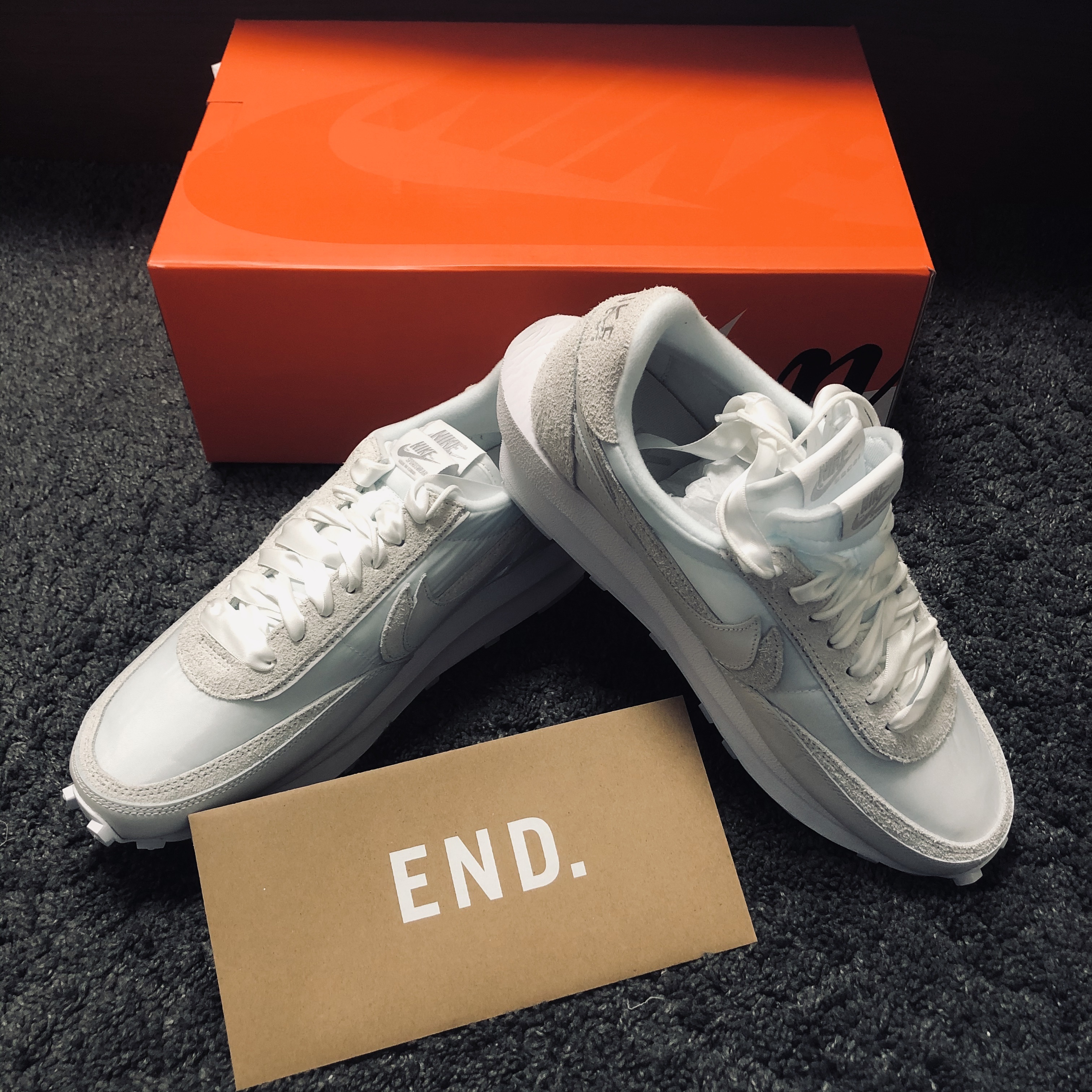 Nike x Sacai LDWaffle White Nylon 착용 스타일