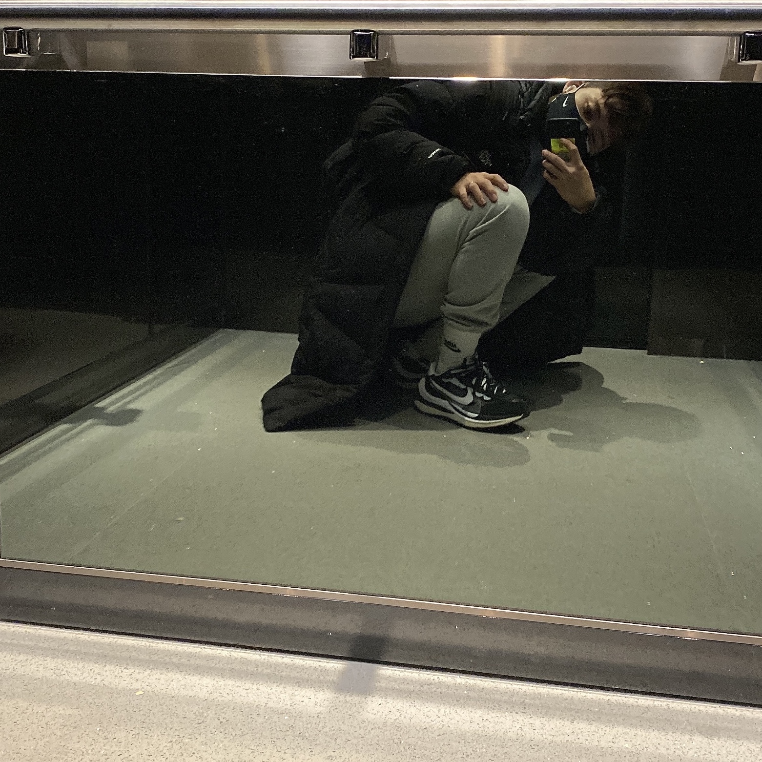 Nike x Sacai VaporWaffle Black White 착용 스타일