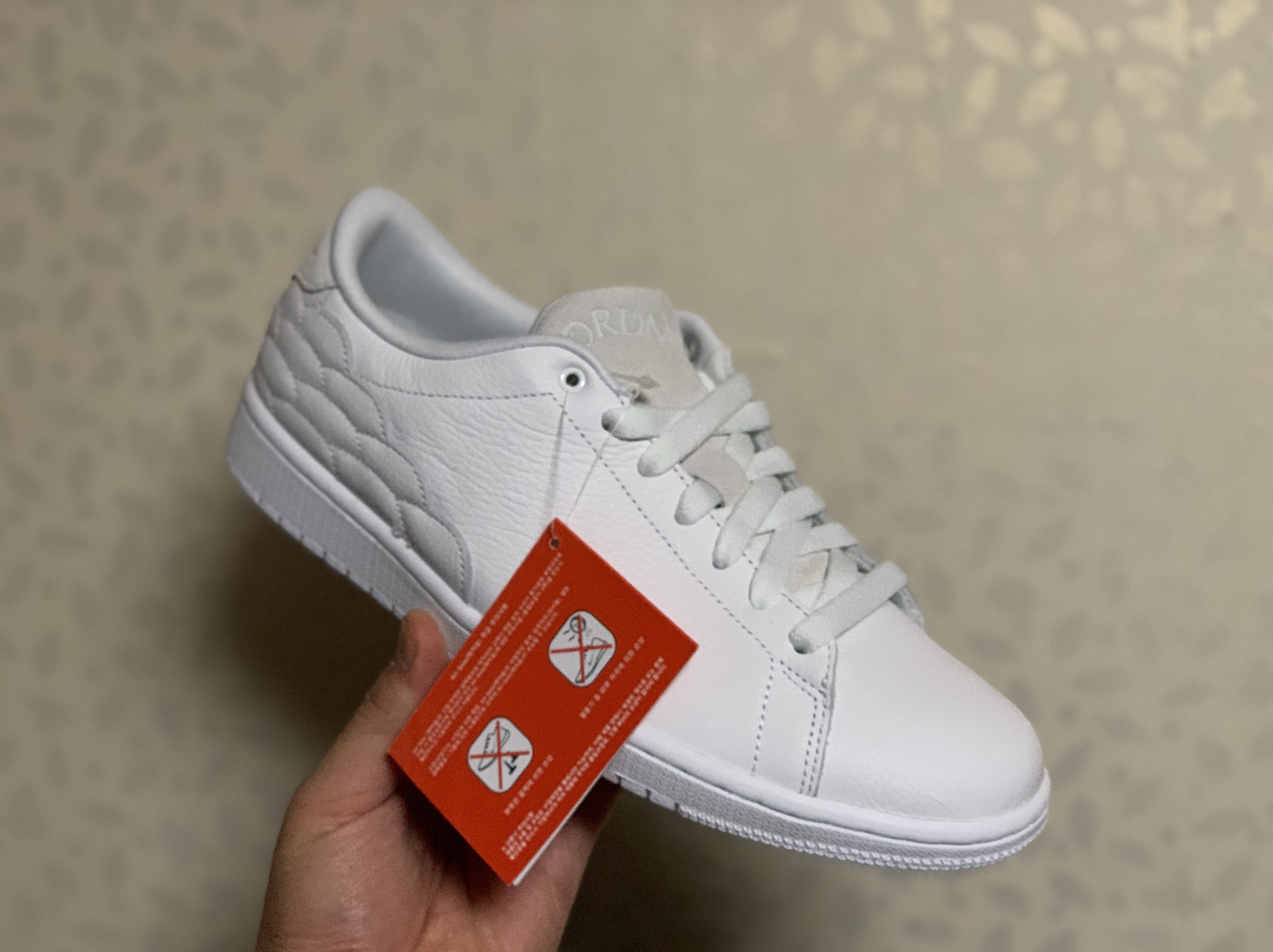 Jordan 1 Centre Court White On White 착용 스타일 - 3