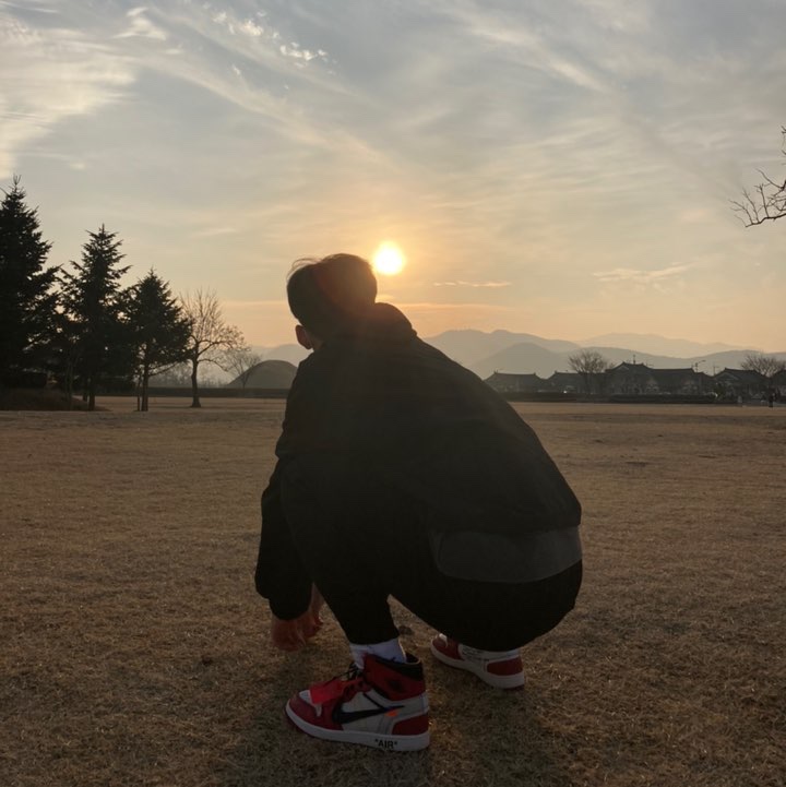Jordan 1 x Off-White Retro High Chicago The Ten 착용 스타일