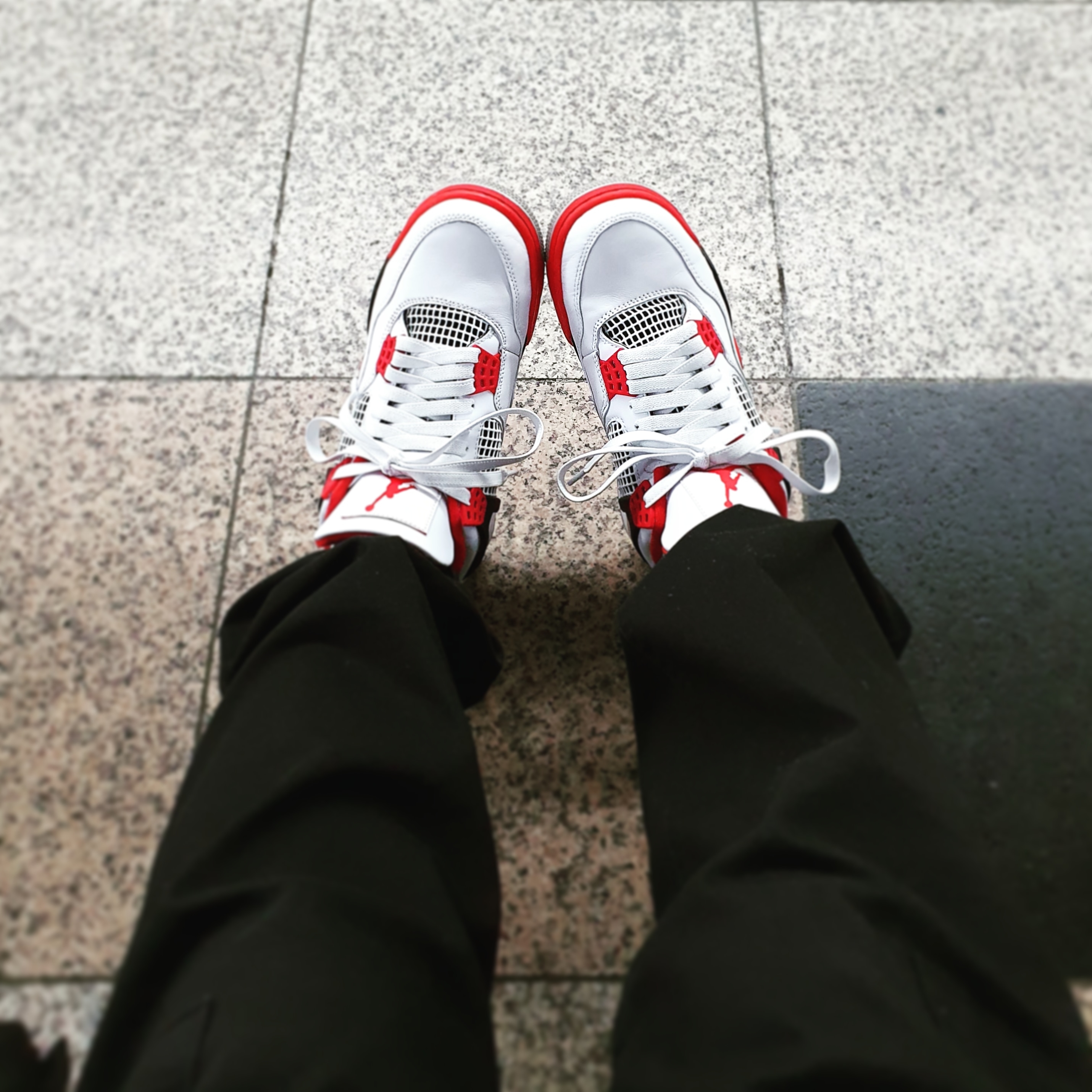 Jordan 4 Retro OG Fire Red 2020 착용 스타일