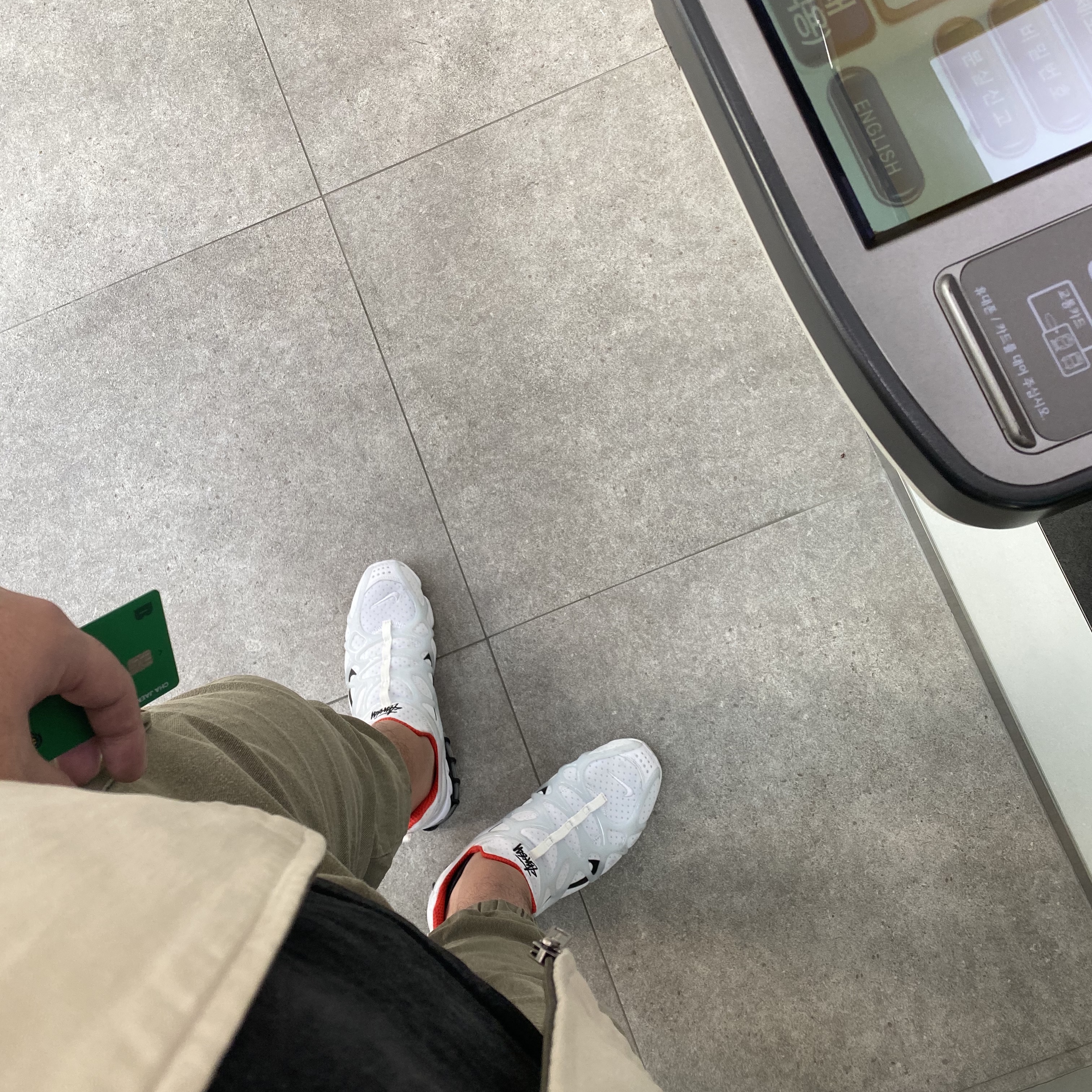 Nike x Stussy Air Zoom Spiridon Kukini White 착용 스타일