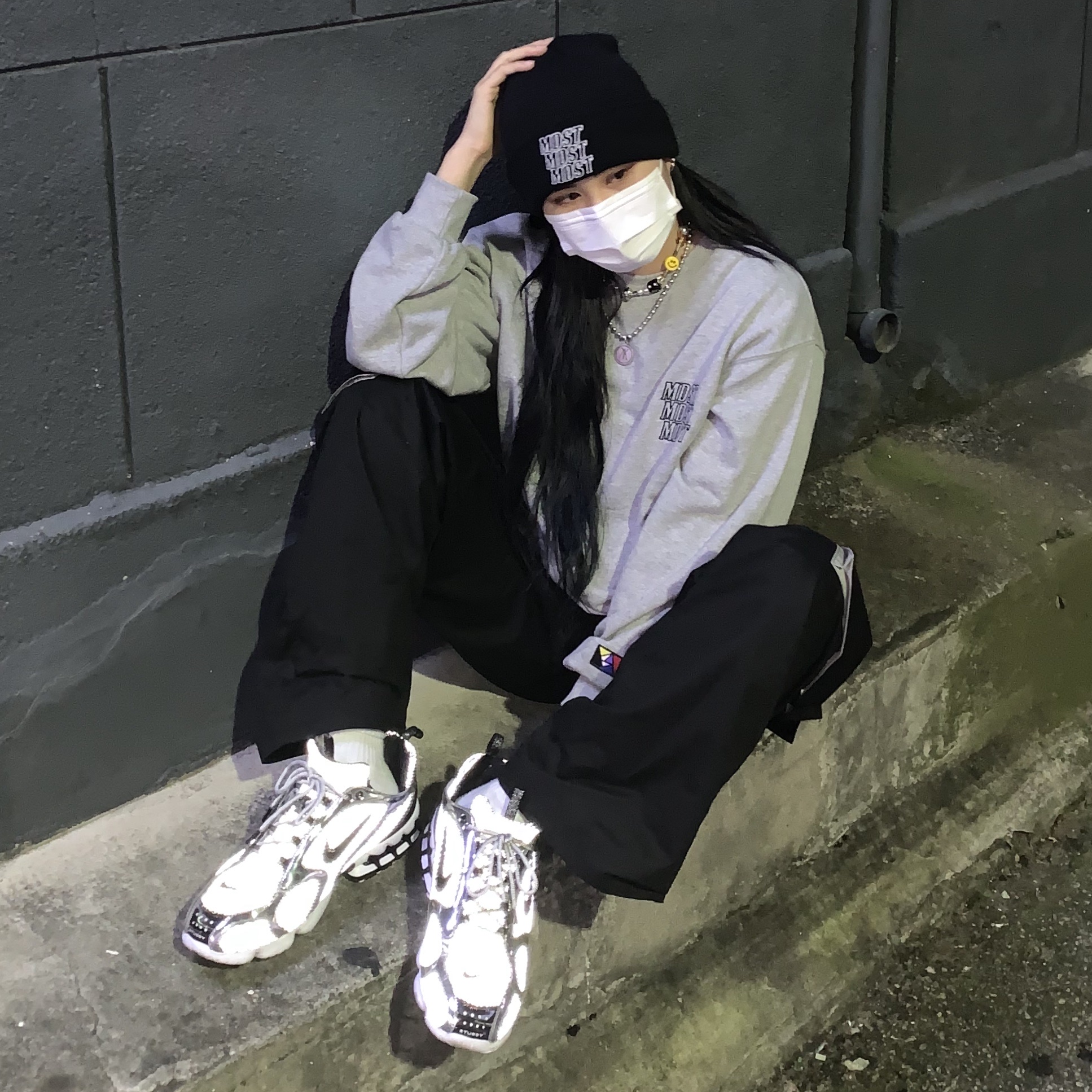 Nike x Stussy Air Zoom Spiridon Cage 2 Pure Platinum 착용 스타일 - 2