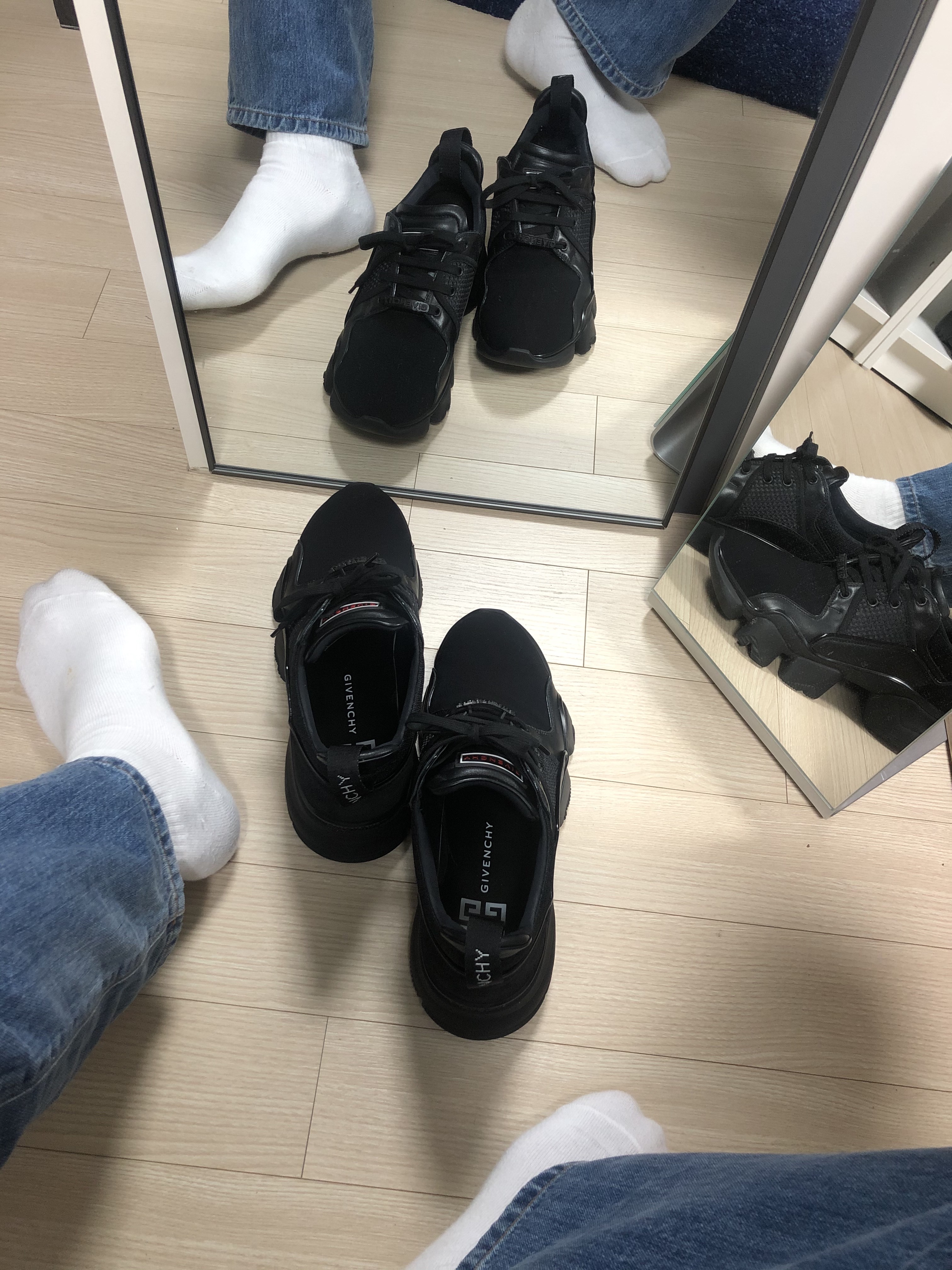snakesneakers님의 스타일