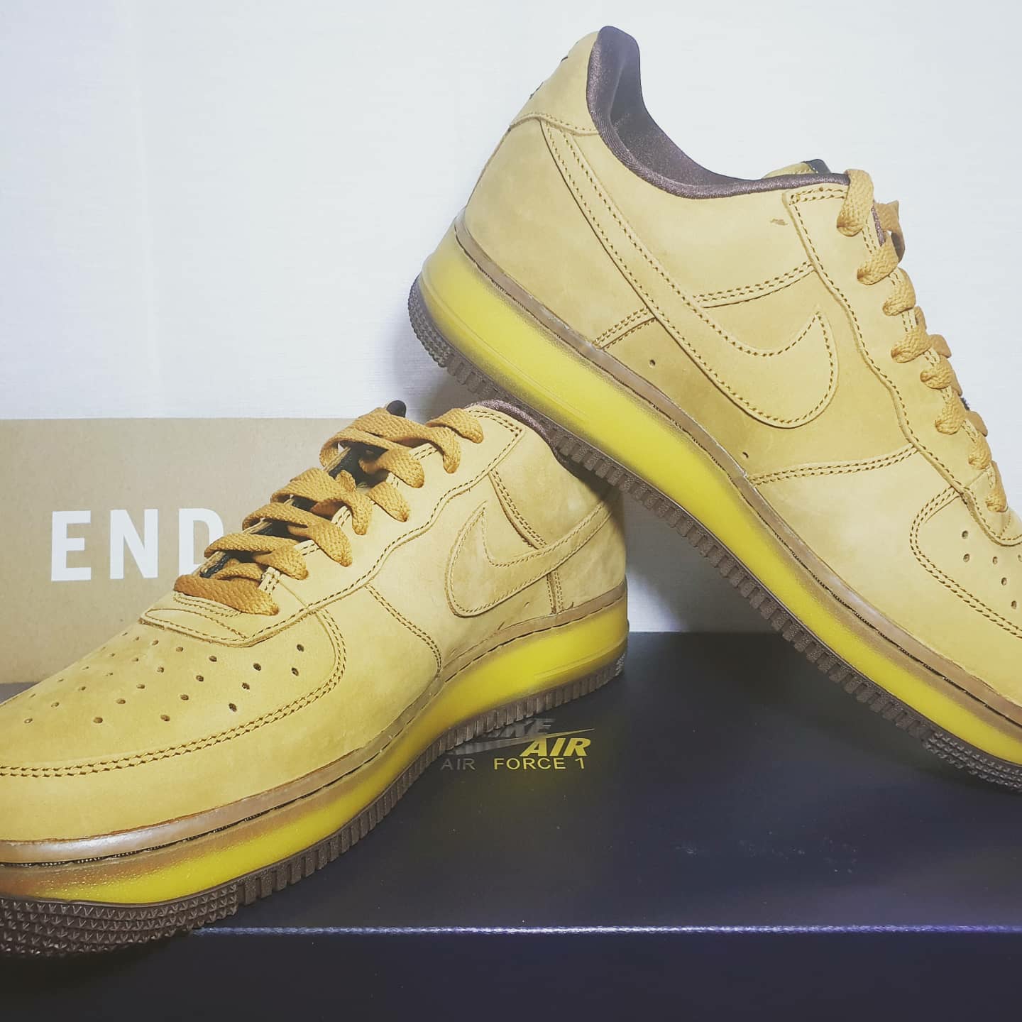 Nike Air Force 1 Low Retro SP Wheat Mocha 착용 스타일 - 1