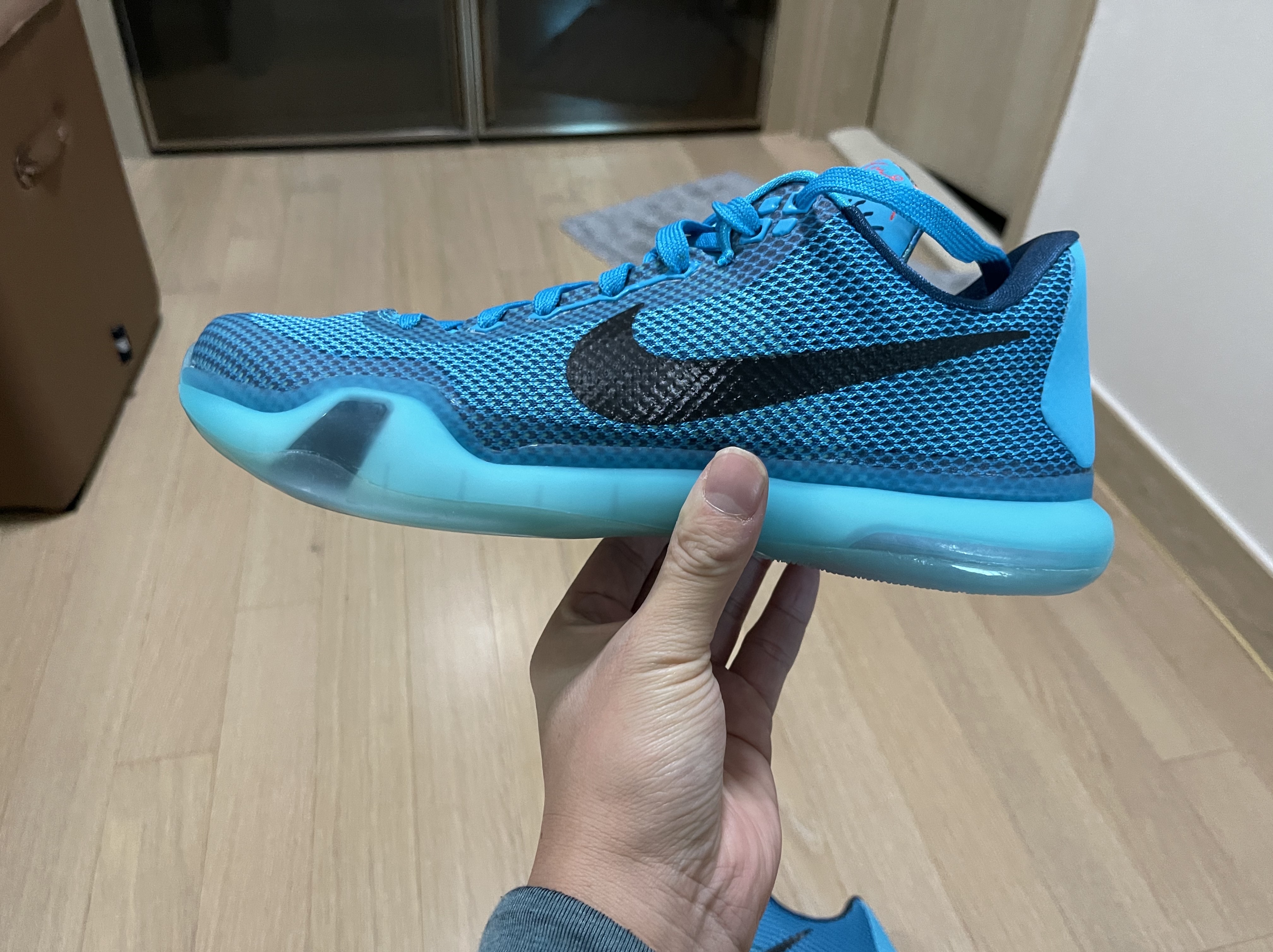 Nike Kobe 10 Blackout 착용 스타일 - 1