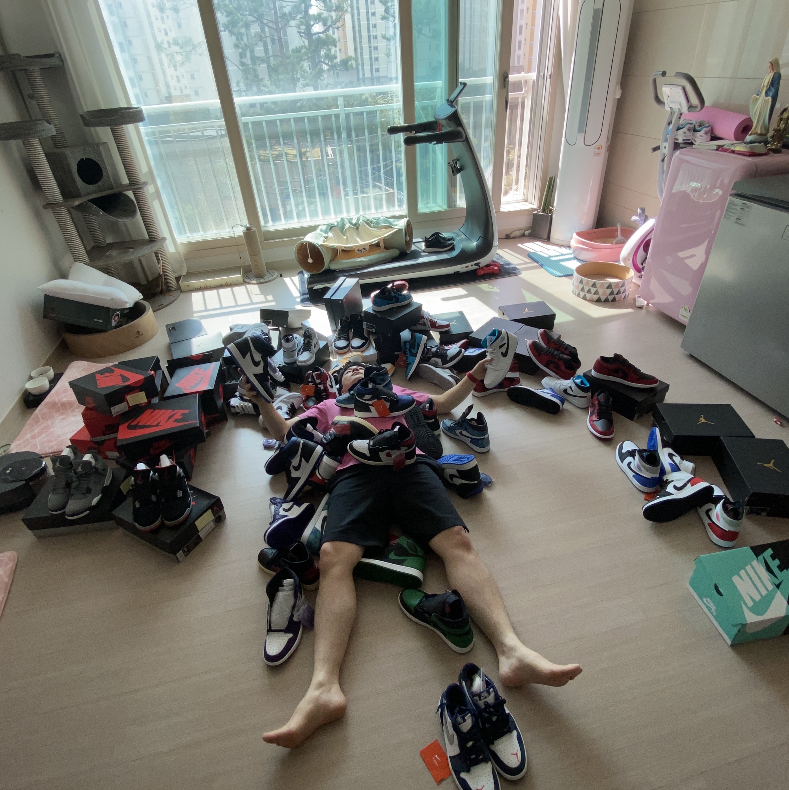 Jordan 1 Retro High OG Royal Toe, Jordan 1 Retro High OG Court Purple 2020 착용 스타일 - 2