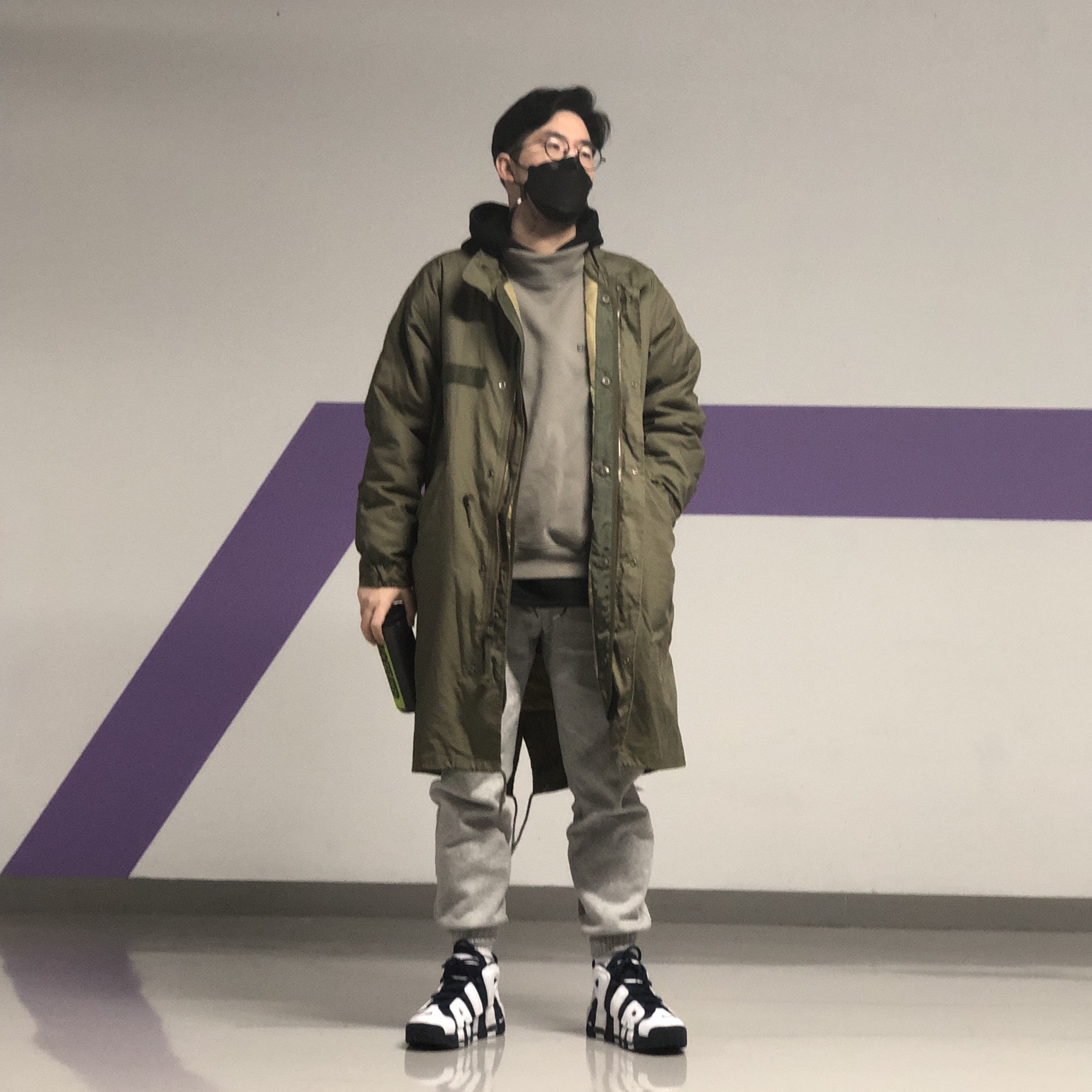 Nike Air More Uptempo Olympic 2020, Essentials 3D Silicon Applique Pullover Hoodie Weathered Black - 20FW 착용 스타일